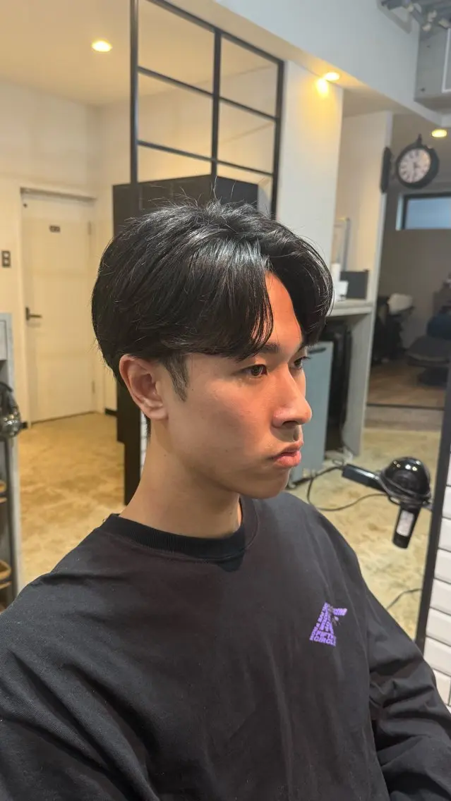 ショート メンズ センターパート 刈り上げ メンズ専門 Ryukiのヘアスタイル