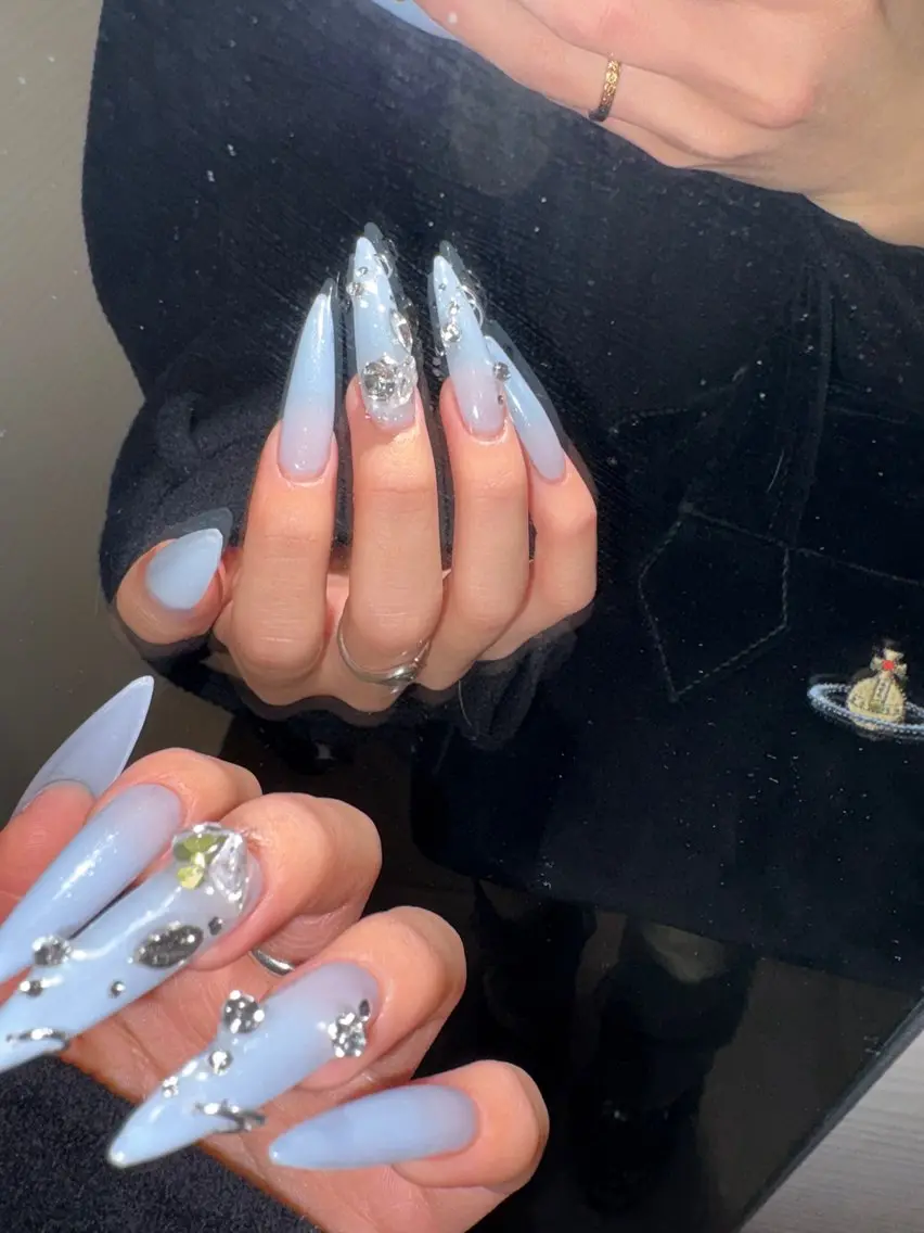 ネイル PEEKABOO 陽向のネイルデザイン