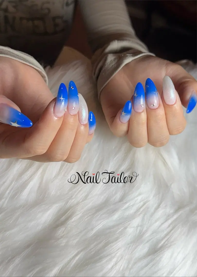 ネイル ブルー 長さ出し グラデーション ロングネイル スカルプネイル ハンドネイル NailTailor ネイルテイラーのネイルデザイン