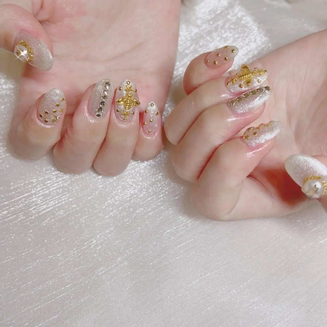 ネイル オーロラネイル フットネイル フレンチネイル ジェルネイル 韓国ネイル ハンドネイル ハンドケア 【ENサロン】 Rei🎀Nailのネイルデザイン