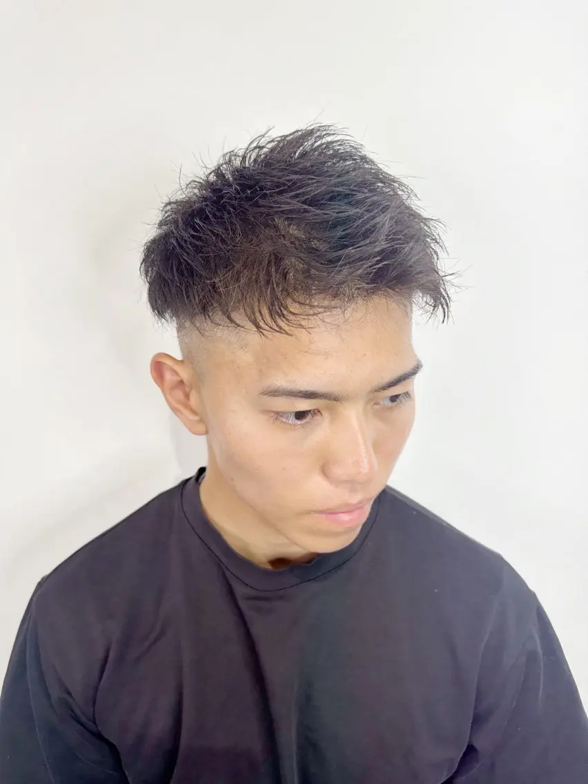 ショート 外国人風カラー ハイライト レイヤーカット 師藤 達也のヘアスタイル