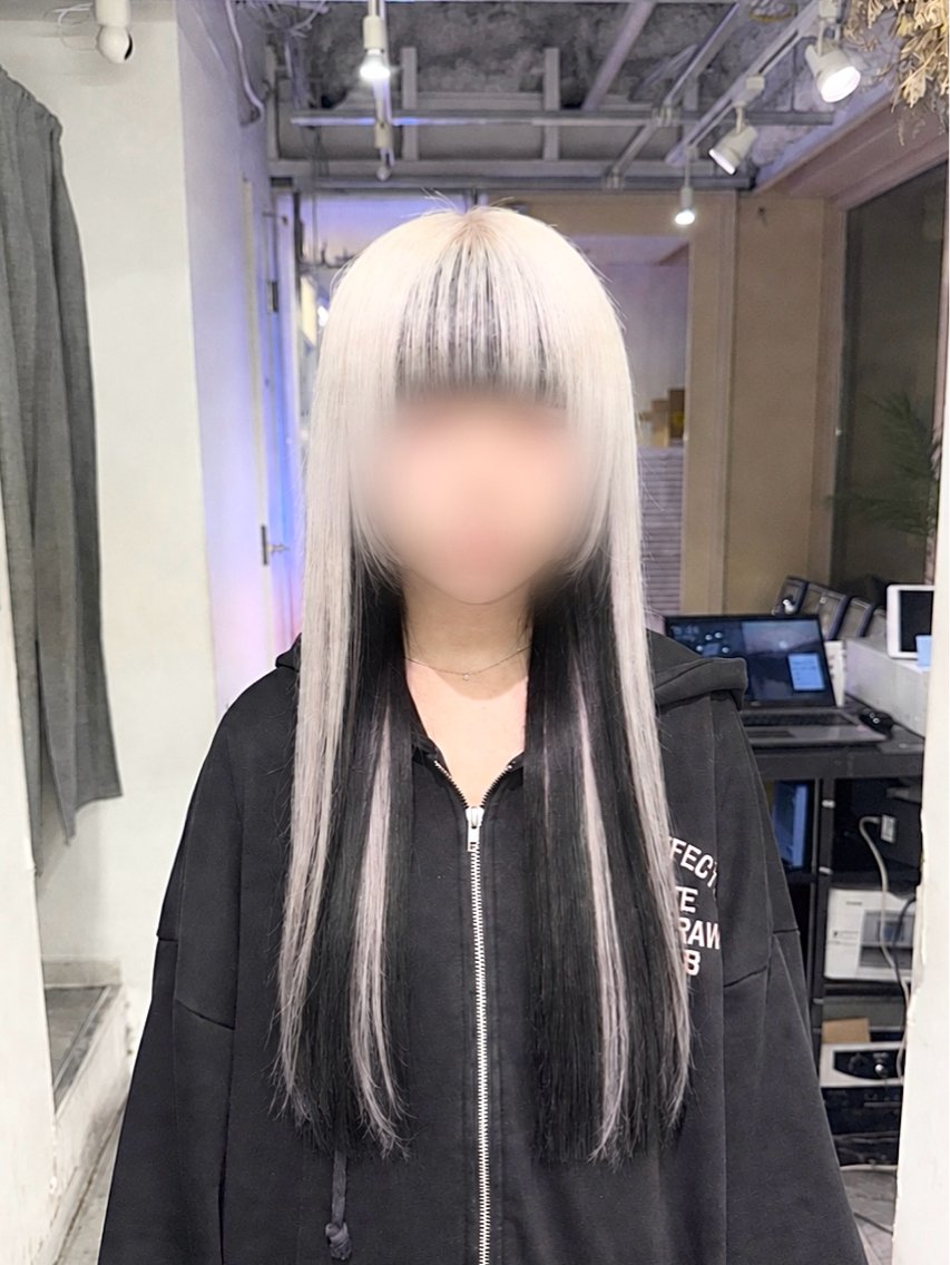 ロング カラー ヘアカラー 🩶ハイトーン × プルエク🩶MIWAのヘアスタイル