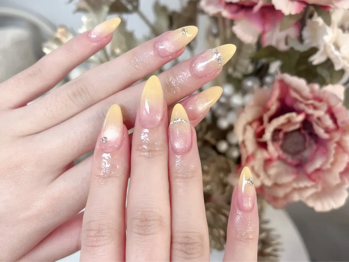 ネイル Glow Nail スカルプ専門店のネイルデザイン