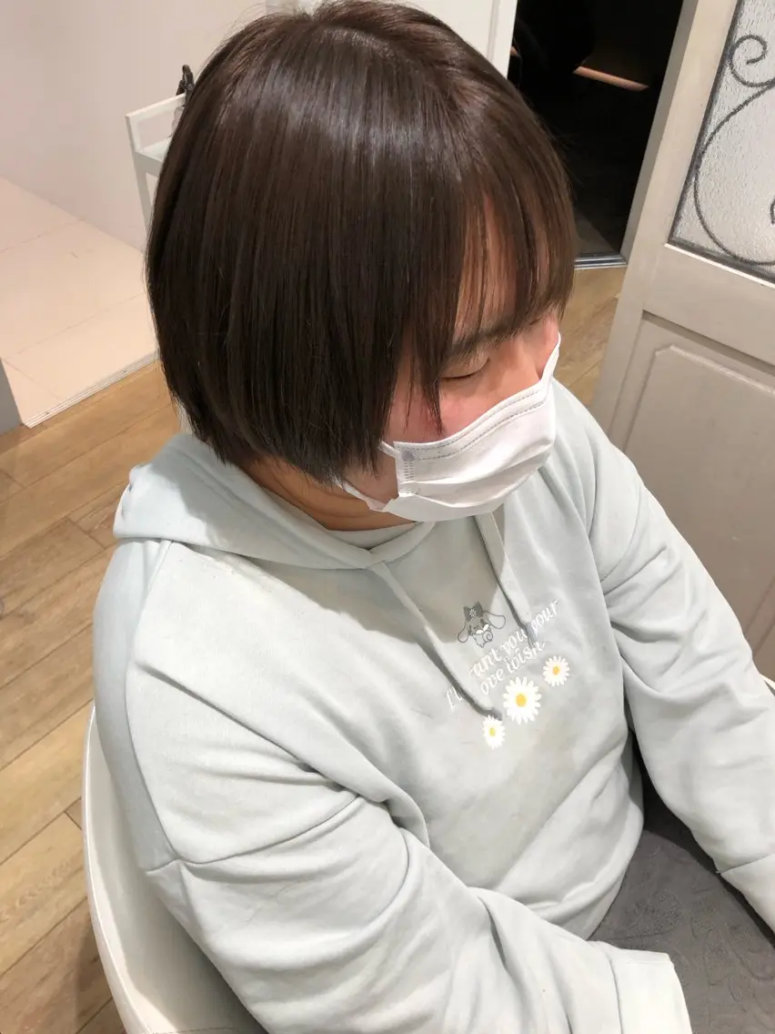 ショート カラー 30･40代支持率◎ 白髪ぼかし/うる艶髪のヘアスタイル