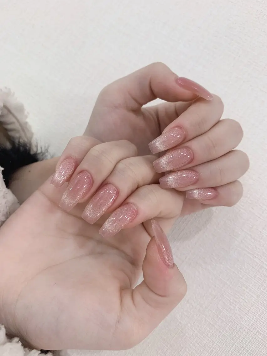 ネイル マグネットネイル シンプルネイル 春ネイル 夏ネイル ワンホンネイル Rainbow Nailのネイルデザイン
