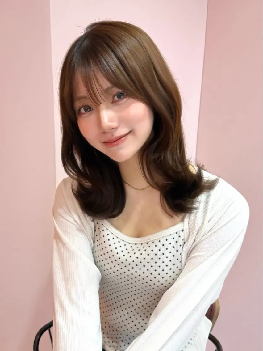セミロング カラー ベージュカラー ブリーチ ブラウンカラー チョコレートブラウン 透明感カラー ヘアカラー 渋谷/韓国ヘア/ 顔まわり♡Ayakaのヘアスタイル