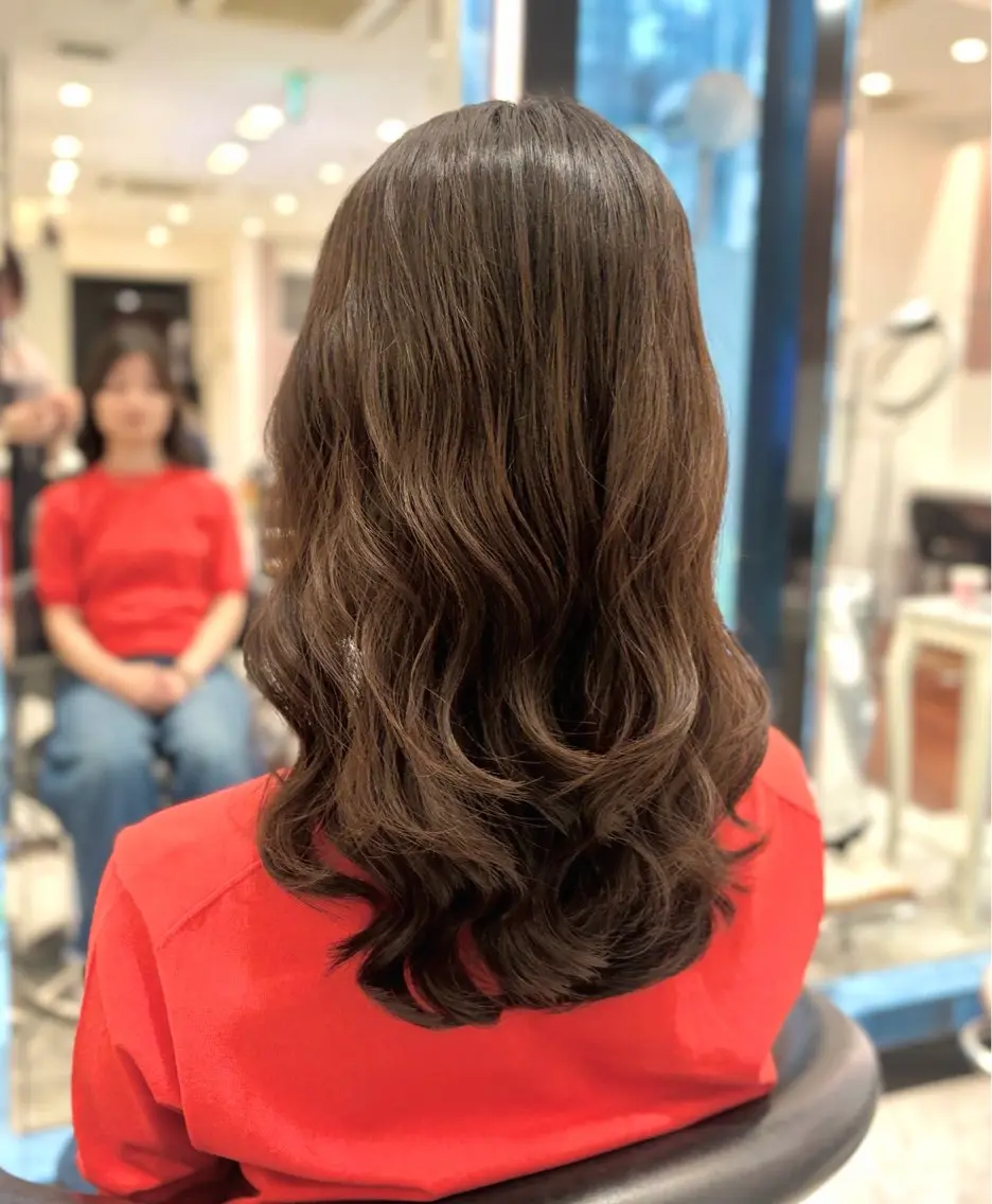 セミロング パーマ セミロングパーマ 韓国風ヘア レイヤーカット デジタルパーマ カット パーマ 🌸銀座No.1パー マ🌸いでいあやのヘアスタイル