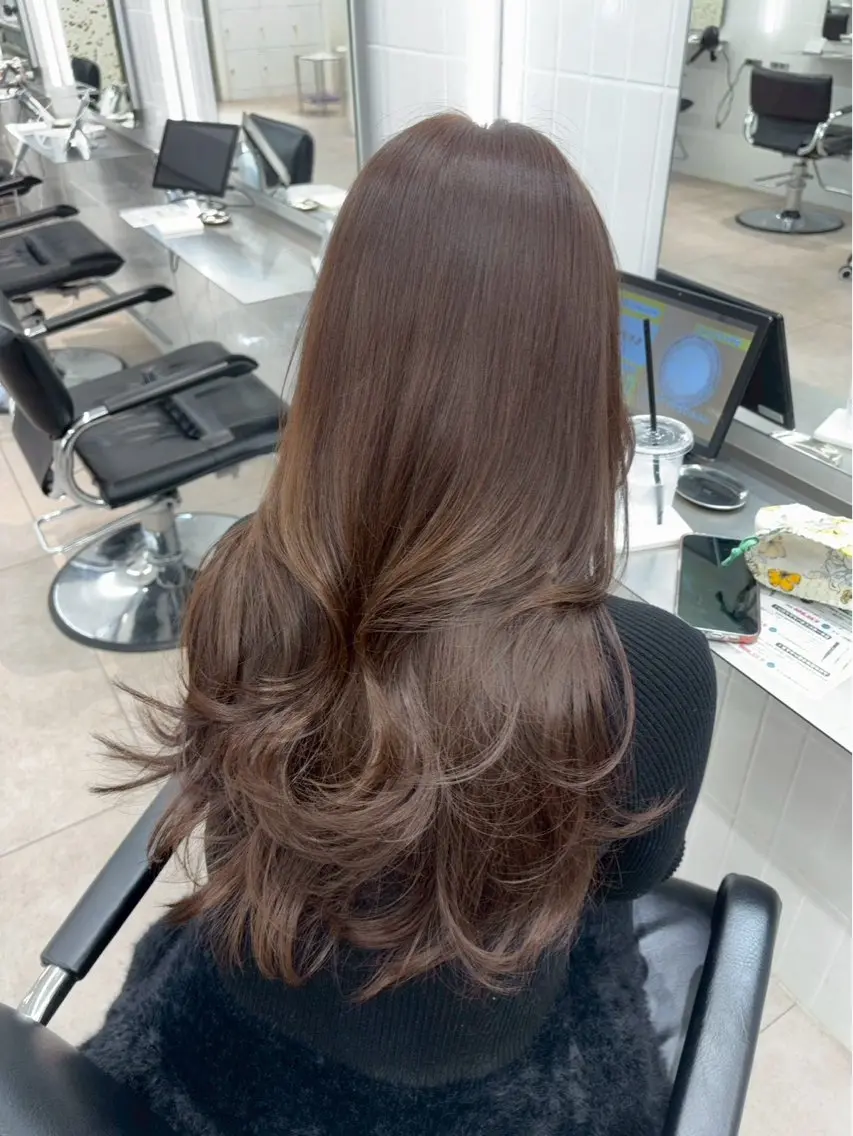 ロング カラー 神崎 琴音のヘアスタイル