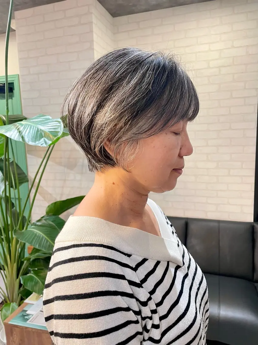 ショート レイヤースタイル⭐️ 村上のヘアスタイル
