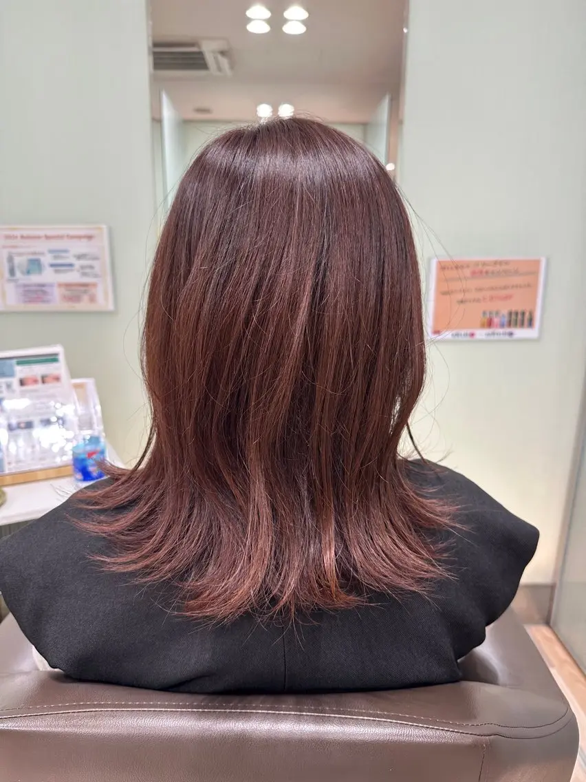 ミディアム ピンクブラウン カット ヘアカラー 大人可愛いスタイル 提案✨佐藤純菜のヘアスタイル
