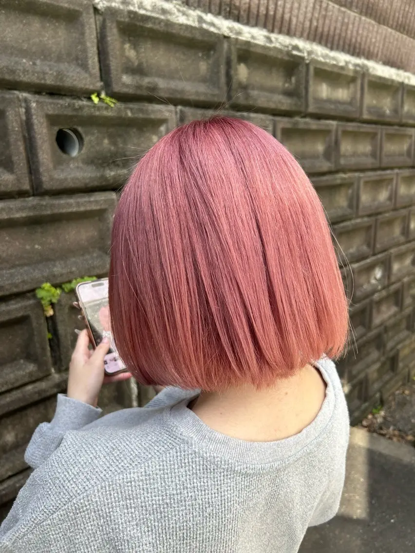 カラー 最高級エクステ /羽エクステ白石宇由のヘアスタイル