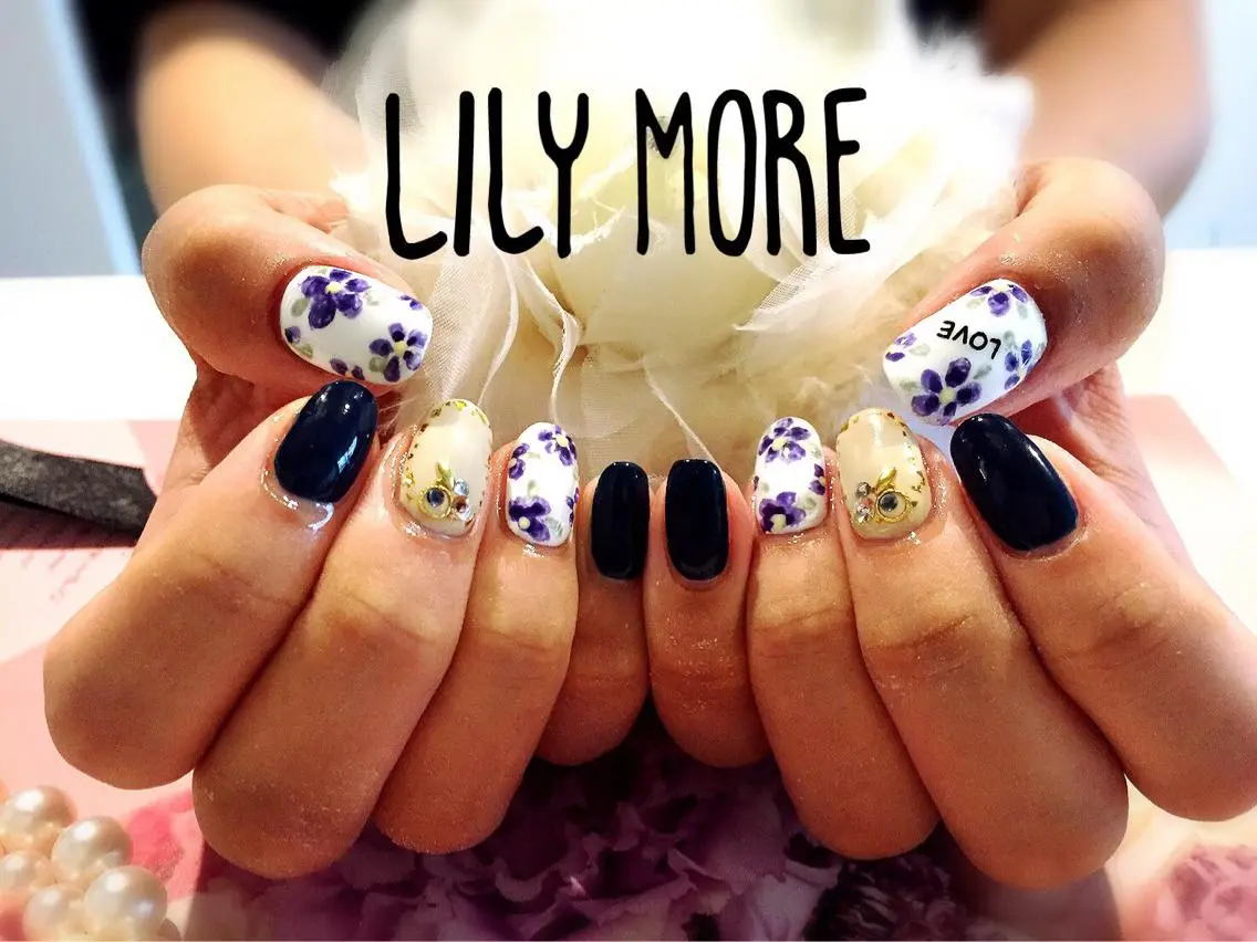 ネイル フラワーネイル Lily closetのネイルデザイン
