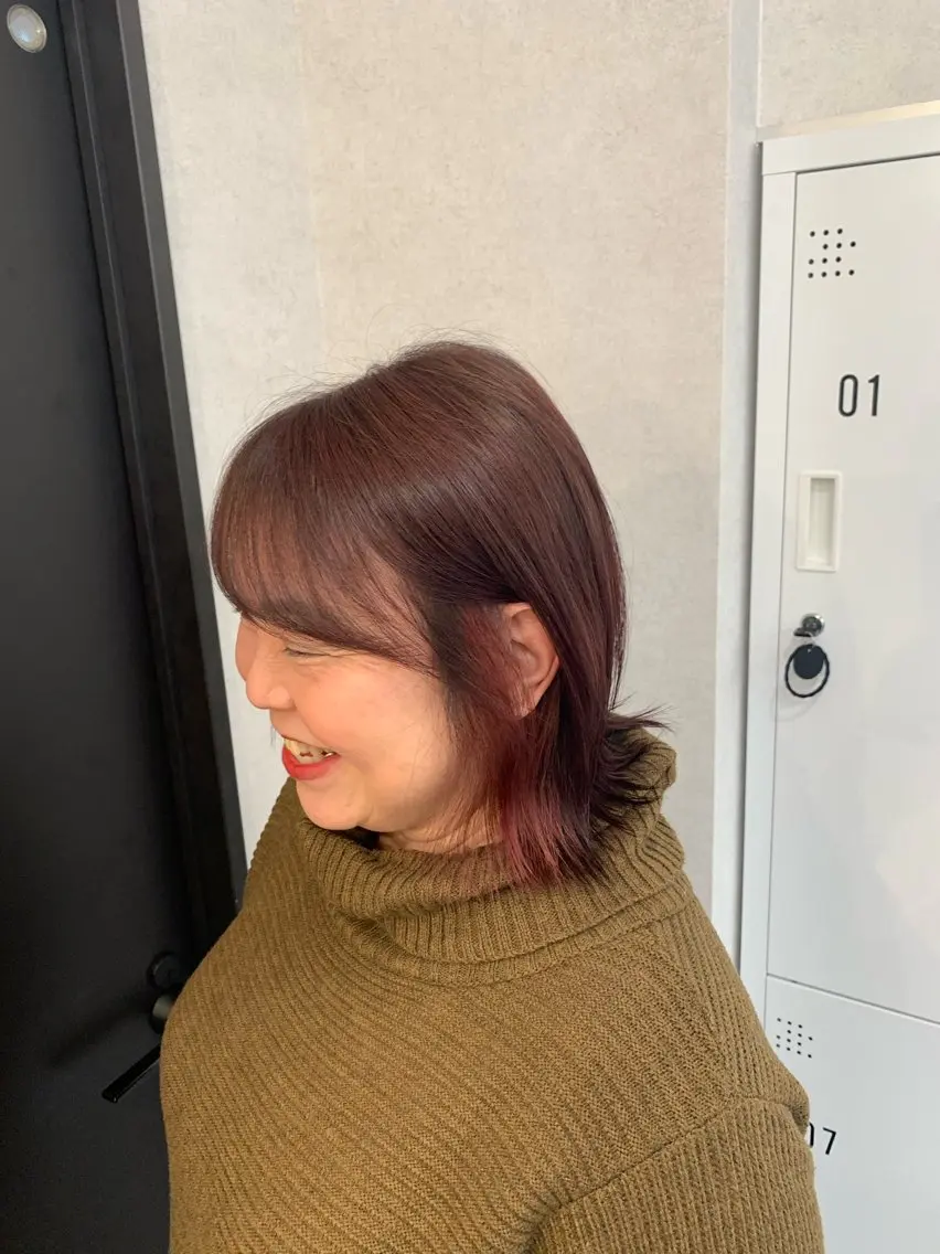 ミディアム カラー ブラウンカラー インナーカラー ピンクカラー ピンクブラウン 臼井 真人のヘアスタイル