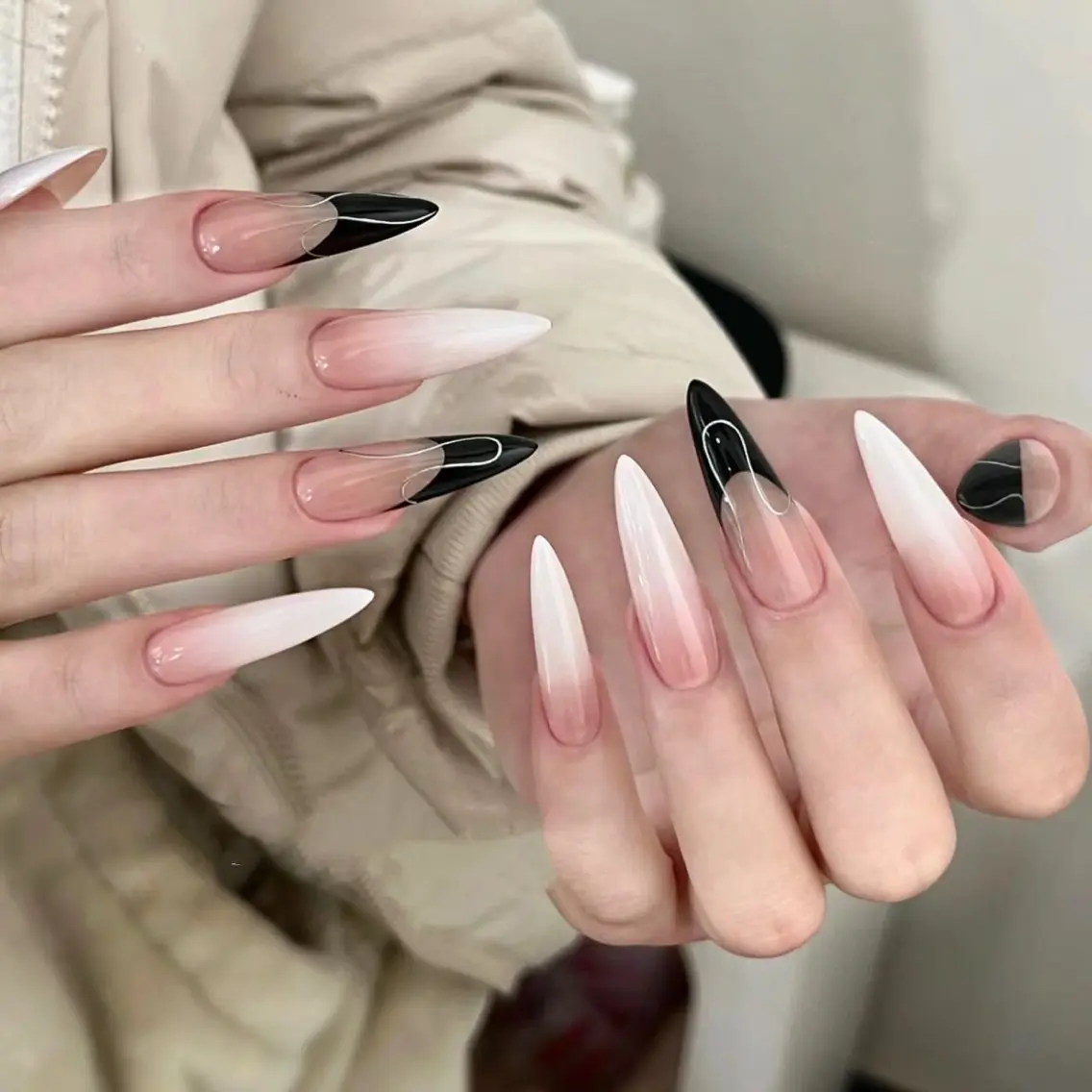 ロング めぐみのネイルサロン スタッフ練習のネイルデザイン
