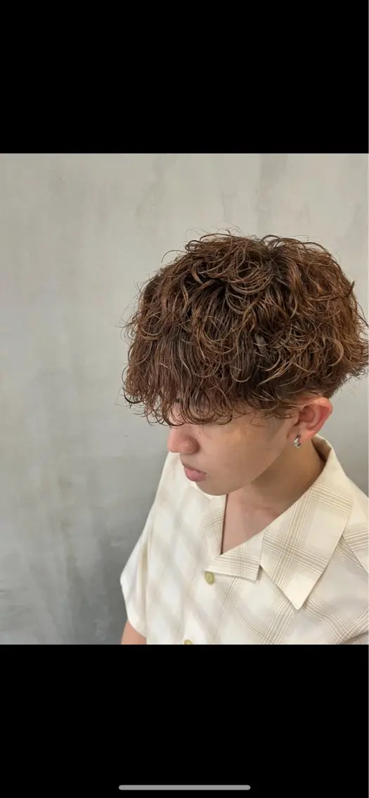 パーマ メンズ メンズパーマ 波巻きパーマ 心斎橋/縮毛矯正 髪質改善/カラーのヘアスタイル