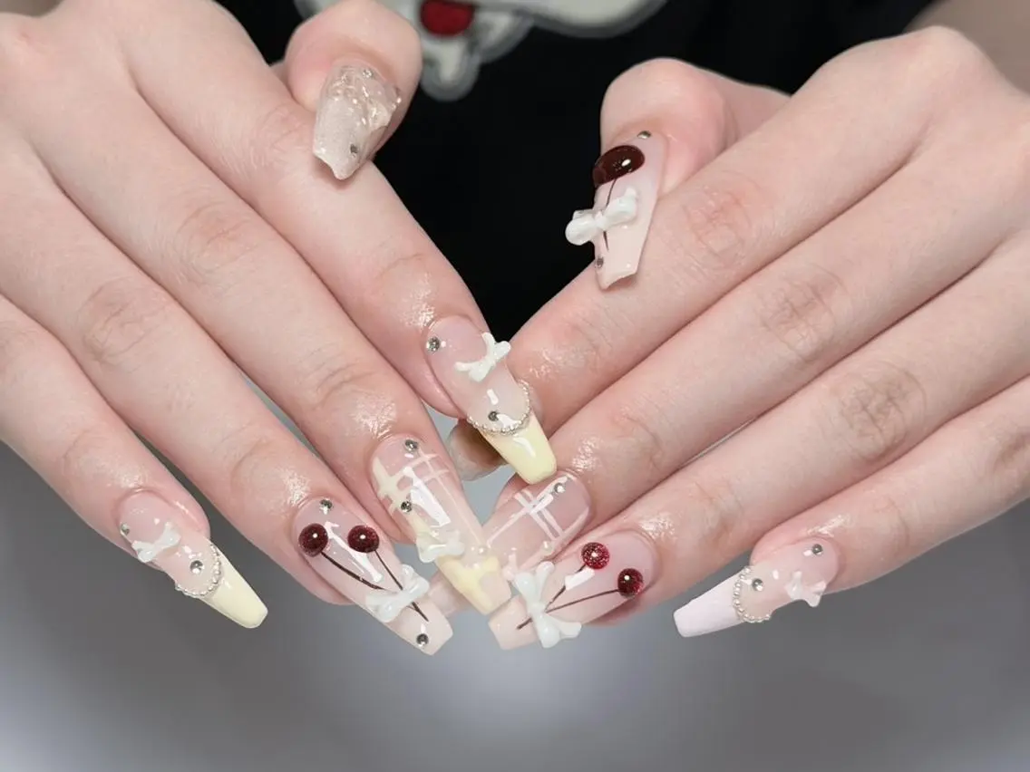ネイル 長さ出し グラデーション 卒業式 キラキラネイル マグネットネイル RiRi Belle Nail池袋のネイルデザイン