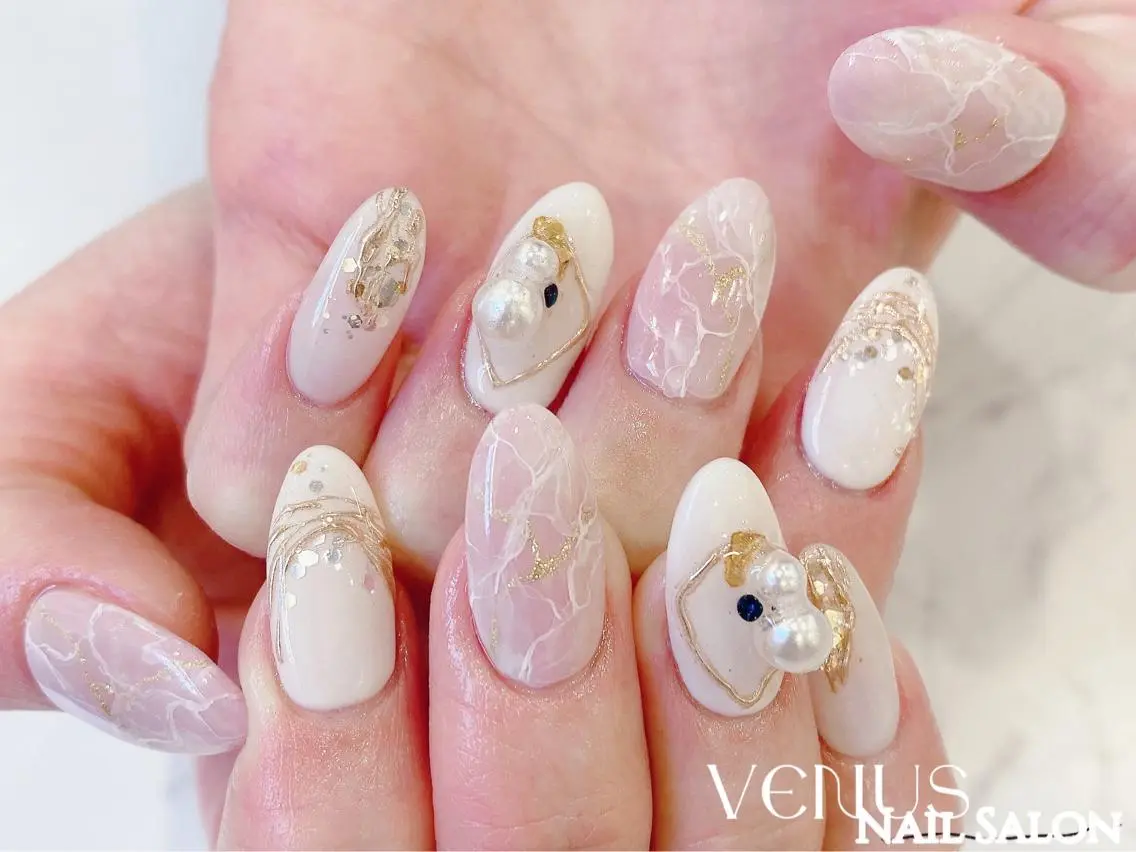 セミロング VENUS Nail ★池袋徒歩2分のネイルデザイン