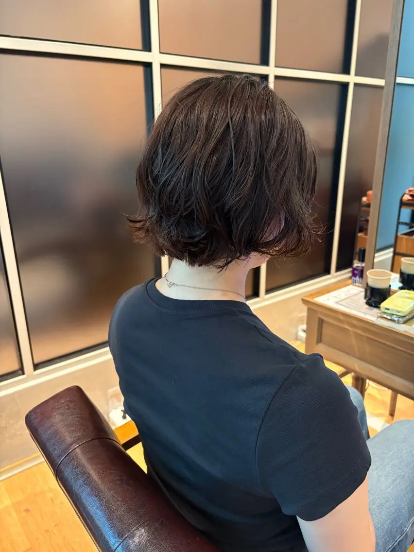 ミディアム ミディアムパーマ ボブ カット パーマ トリートメント 村上 莉菜のヘアスタイル