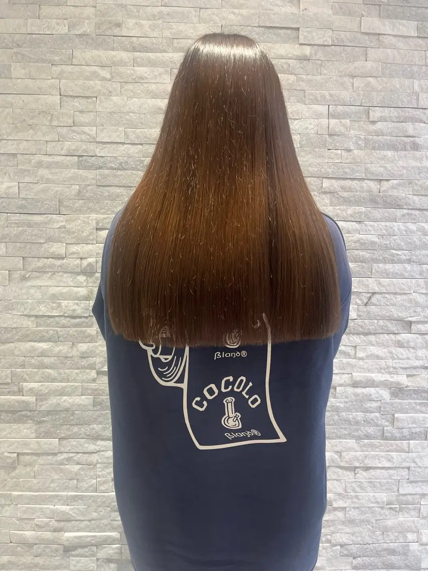 ロング KINGDOM 萩原あかねのヘアスタイル