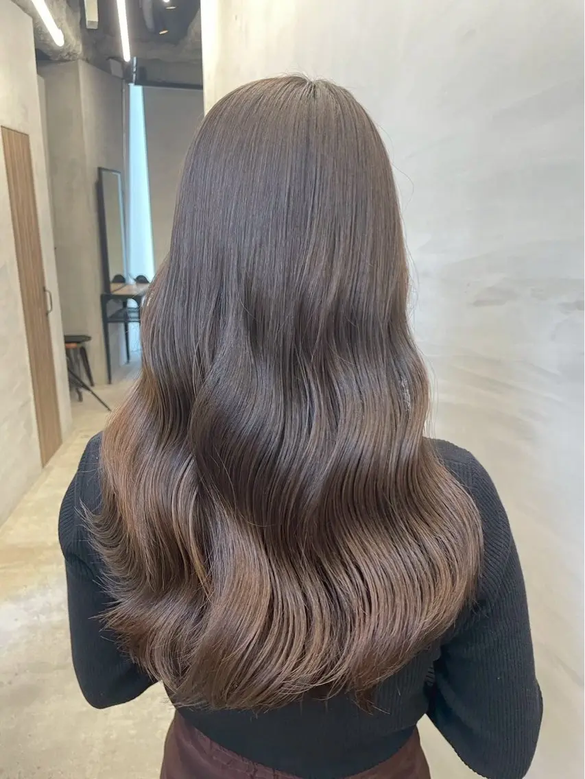 ロング カラー カット ヘアカラー トリートメント ベテラン美容師が対応 /髪質改善/縮毛矯正のヘアスタイル