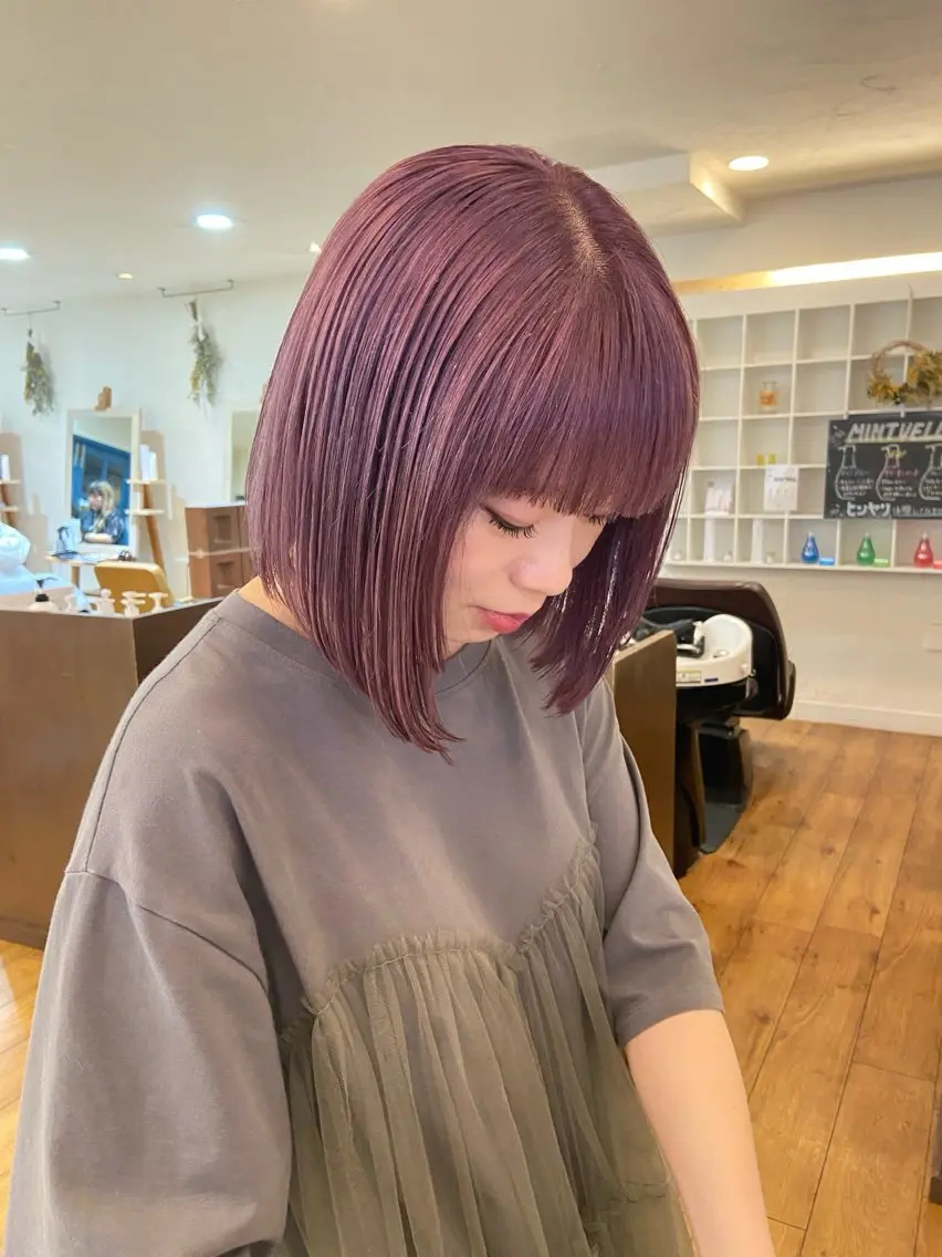 ミディアム カラー ブリーチ ラベンダーカラー ラベンダーピンク ピンクカラー 靏 美咲のヘアスタイル