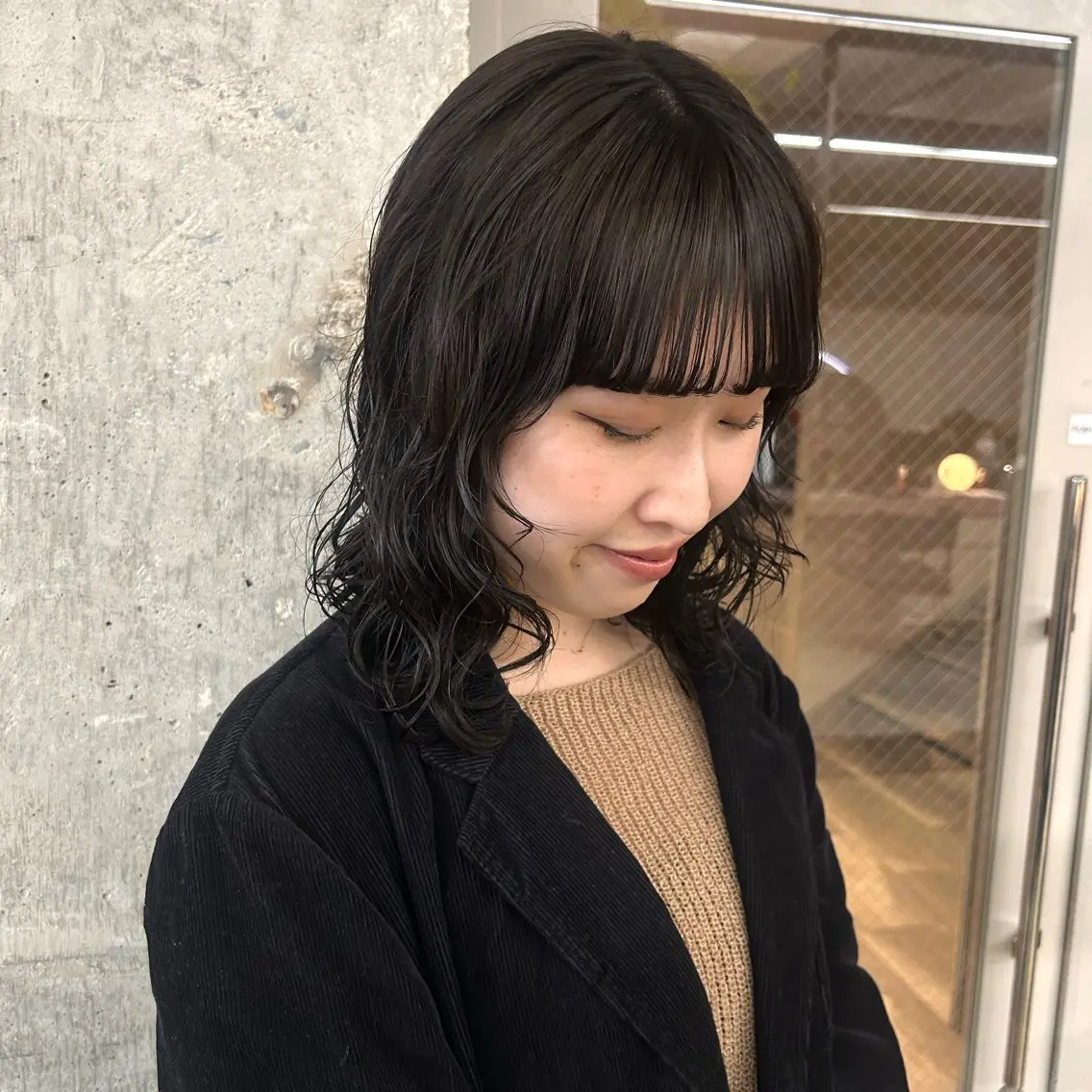 ミディアム カラー パーマ ミディアムパーマ 透明感カラー カット ヘアカラー パーマ 伊藤ほのか/パーマ /酸性ストレートのヘアスタイル
