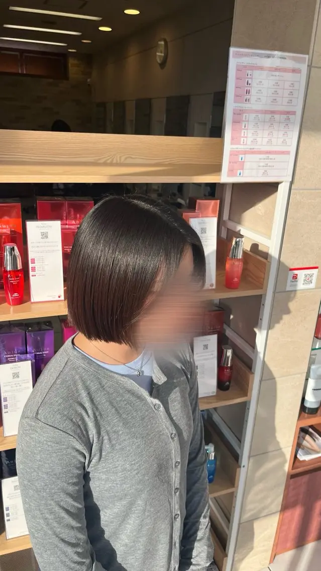 ショート カラー カット ヘアカラー トリートメント 🫧透明感 ×艶🫧 吉田 陽菜のヘアスタイル