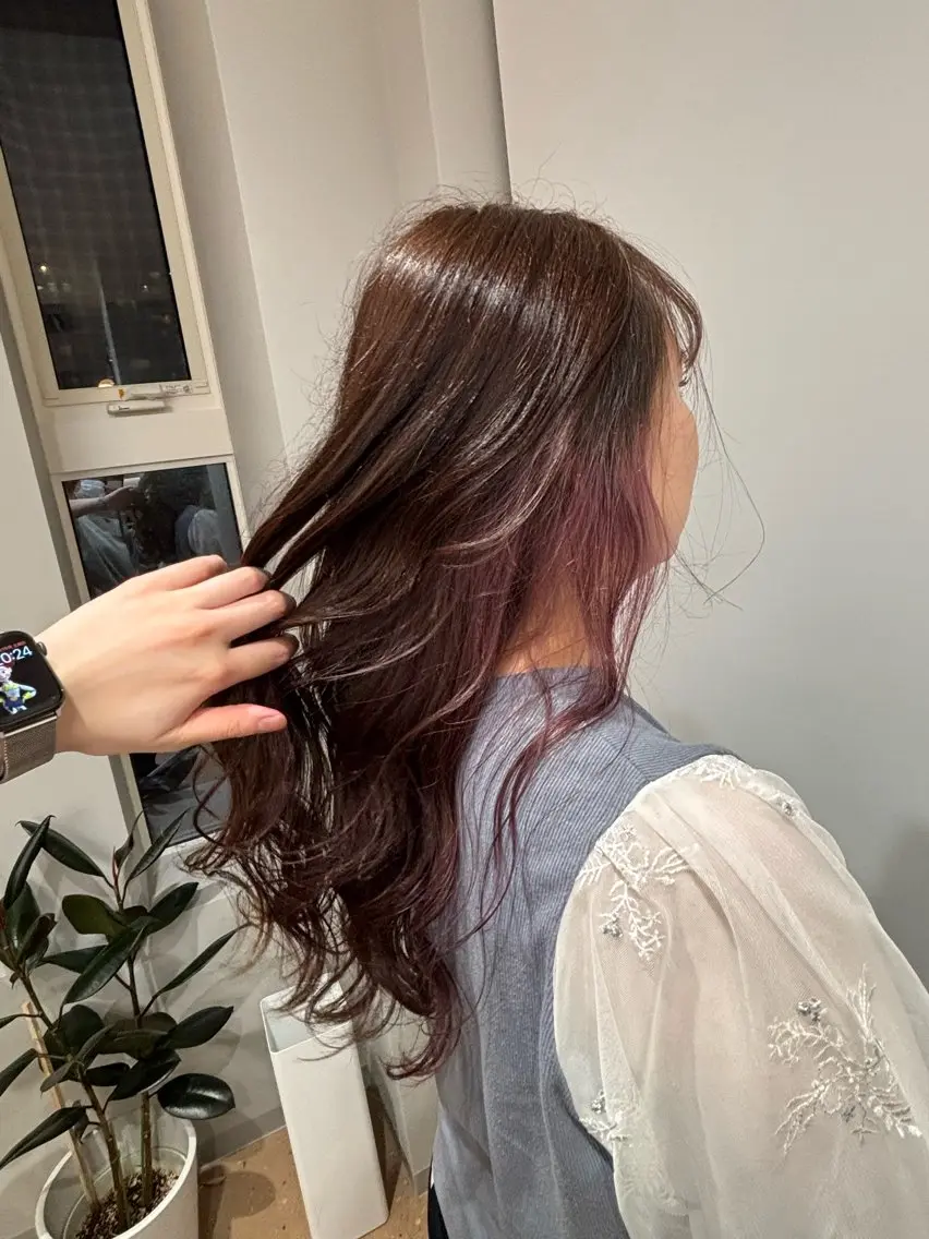 カラー ベージュカラー ブリーチ インナーカラー ラベンダーカラー ピンクカラー 内藤 美幸のヘアスタイル