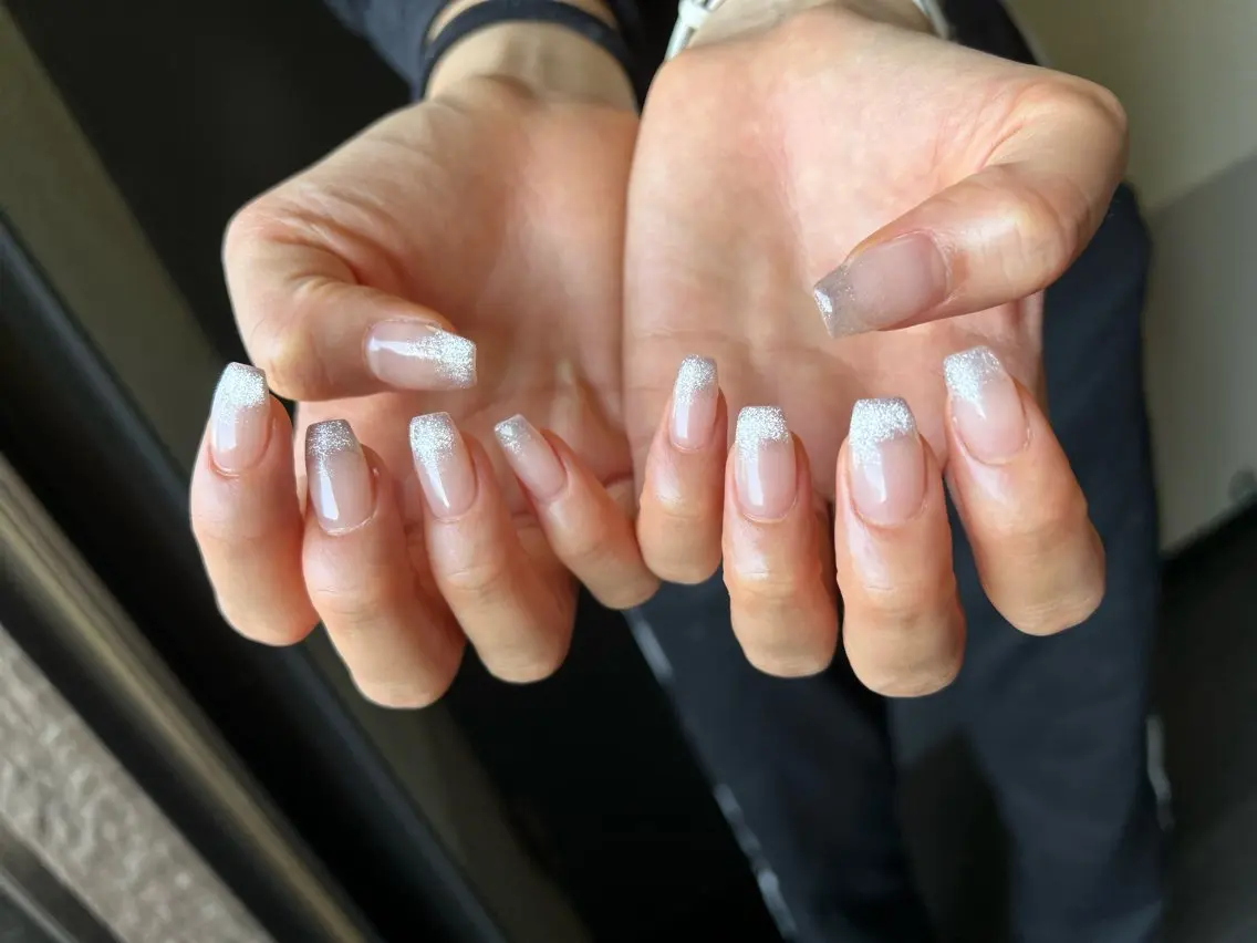 ネイル ハンドネイル フットネイル ✴︎ Delightのネイルデザイン