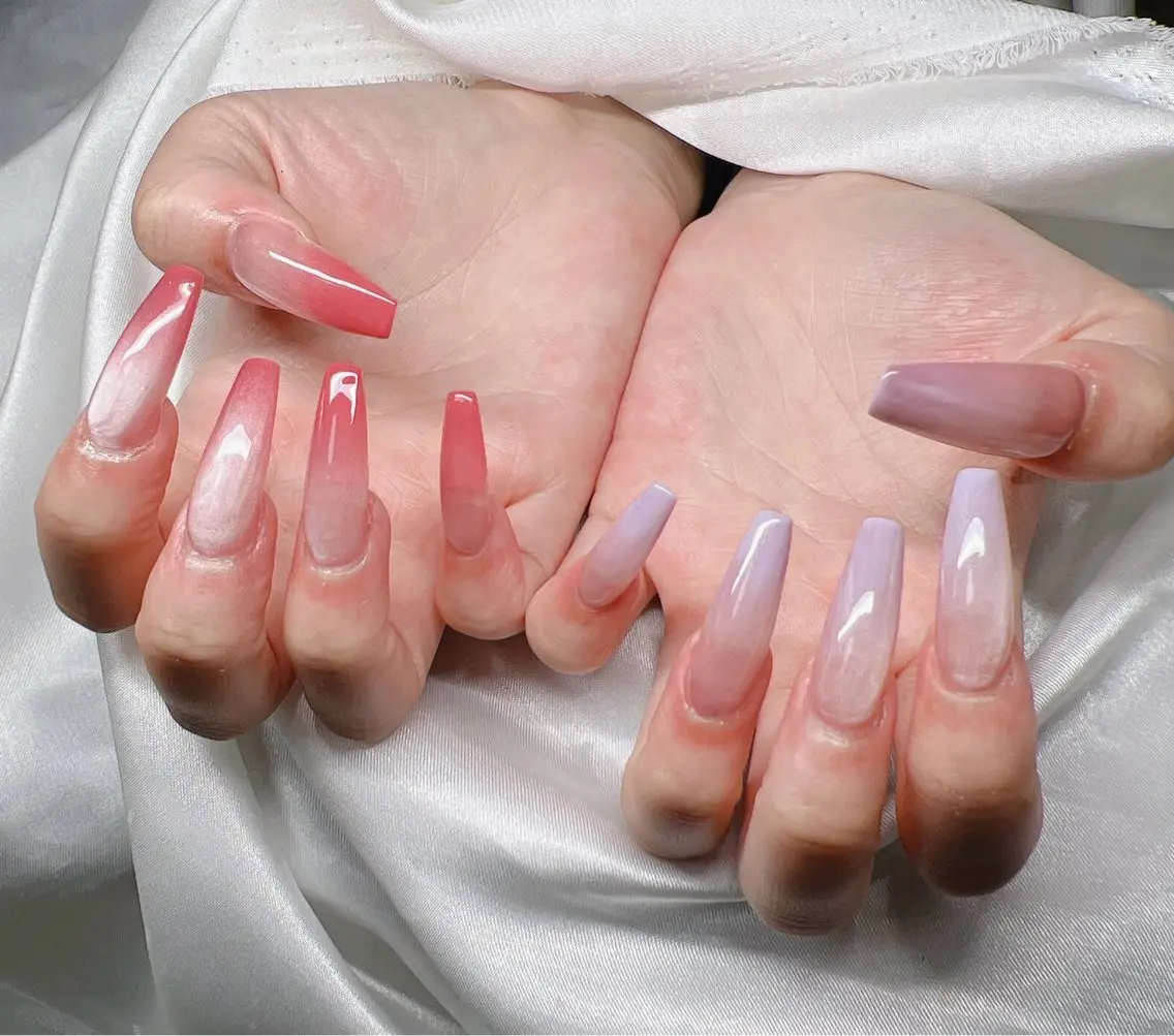 ネイル 長さ出し グラデーション 卒業式 キラキラネイル マグネットネイル ハンドネイル Lee Nailsのネイルデザイン