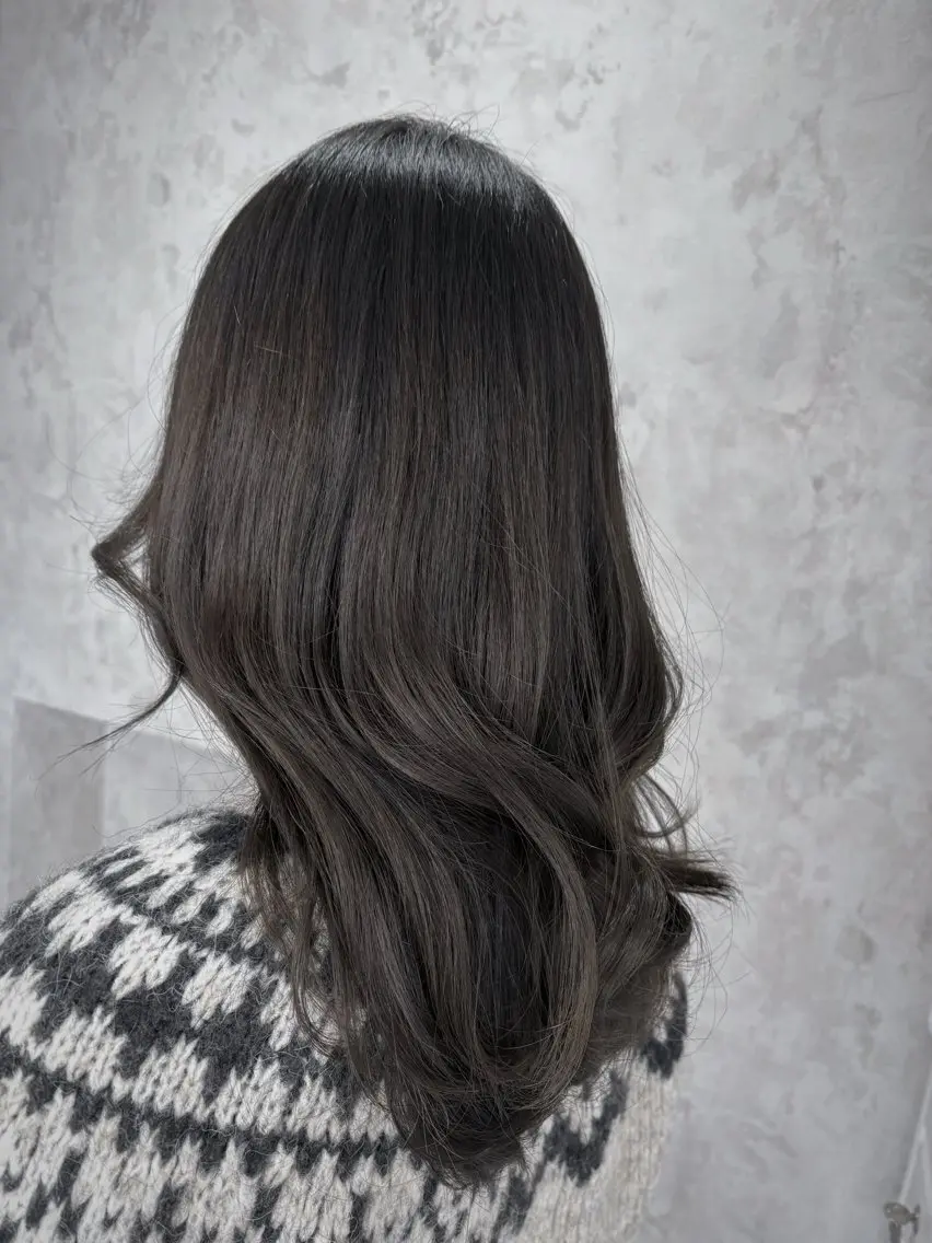 カラー うる艶カラー/美髪 折戸光希のヘアスタイル