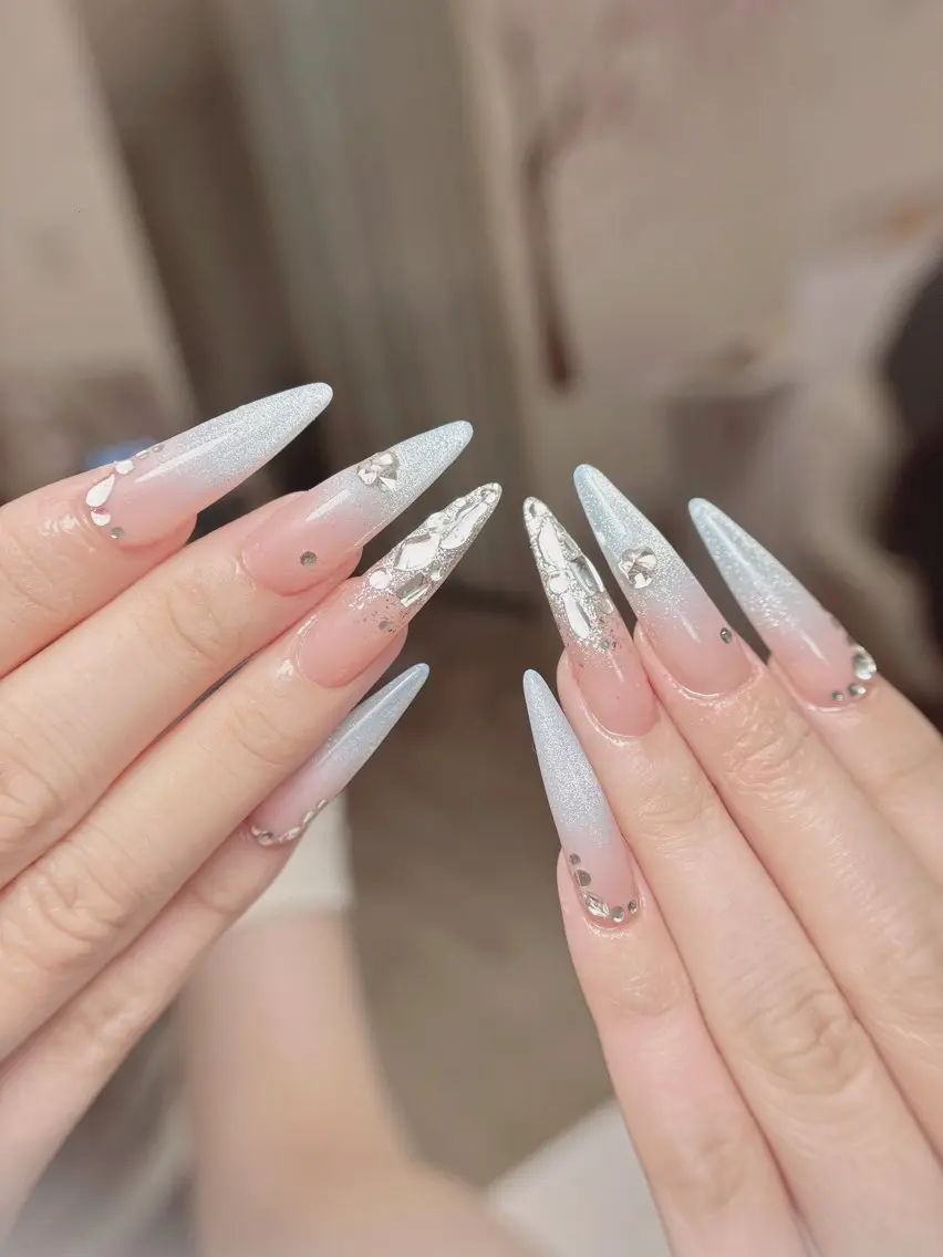 ネイル ハンドネイル ハンドケア Aura Nail ✨Ai✨のネイルデザイン
