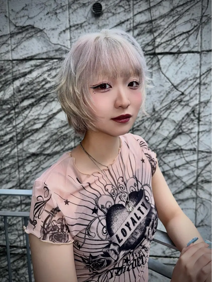 ミディアム カラー カット ヘアカラー トリートメント ケアブリーチ特化✨/ 艶カラー/エクステのヘアスタイル