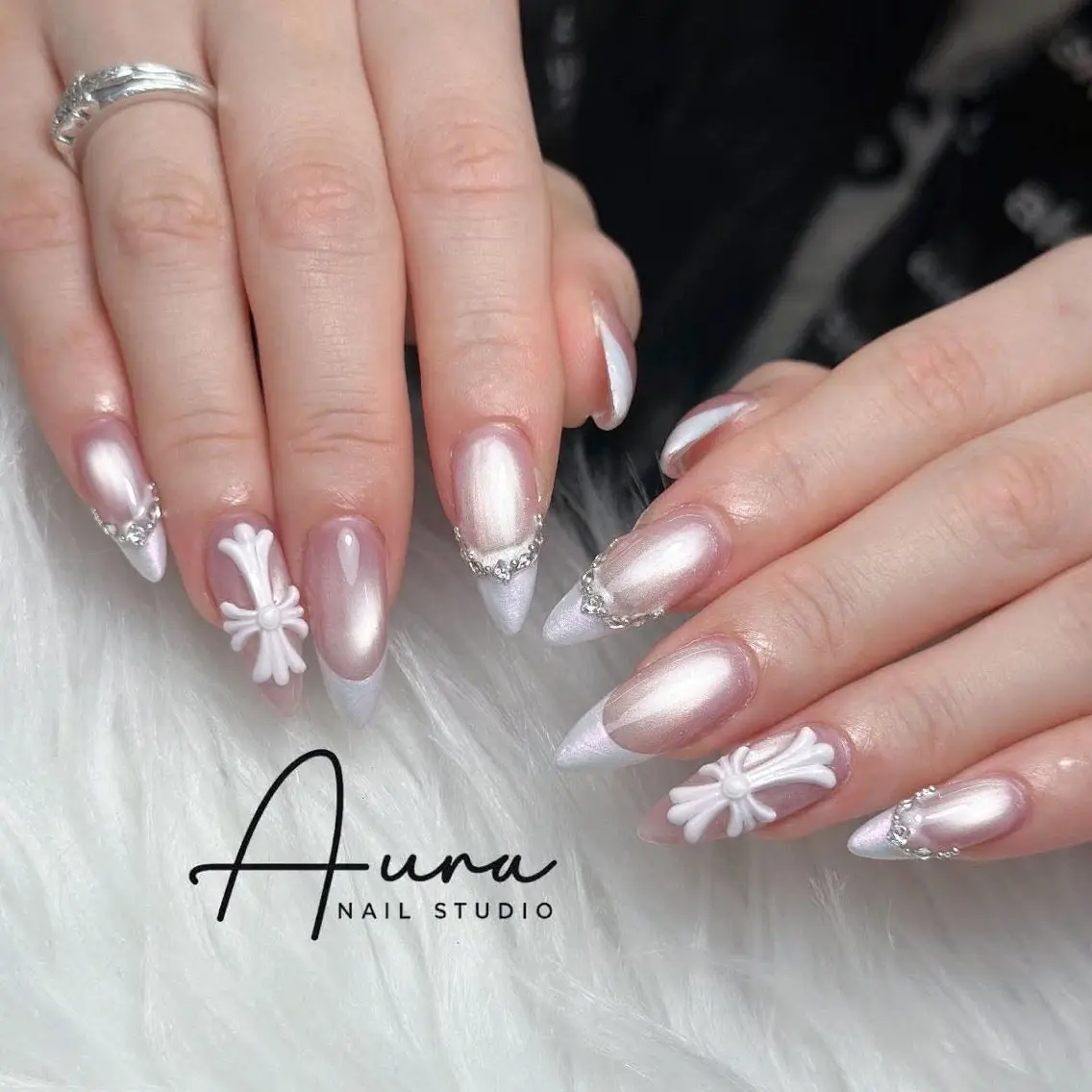 ネイル ハンドネイル Aura Nail Studioのネイルデザイン