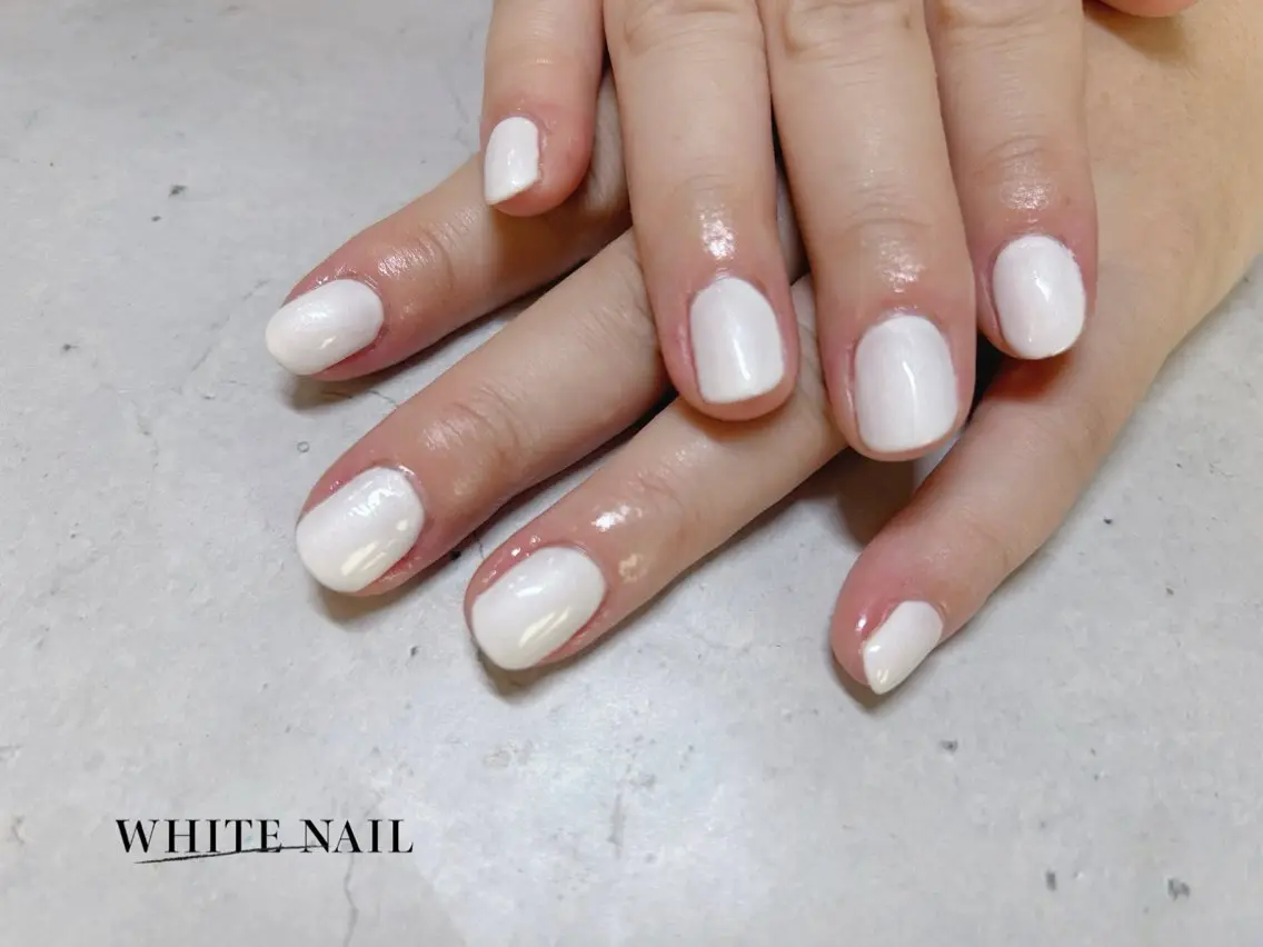ネイル ワンカラーネイル ハンドネイル WHITE NAIL ホワイトネイルのネイルデザイン