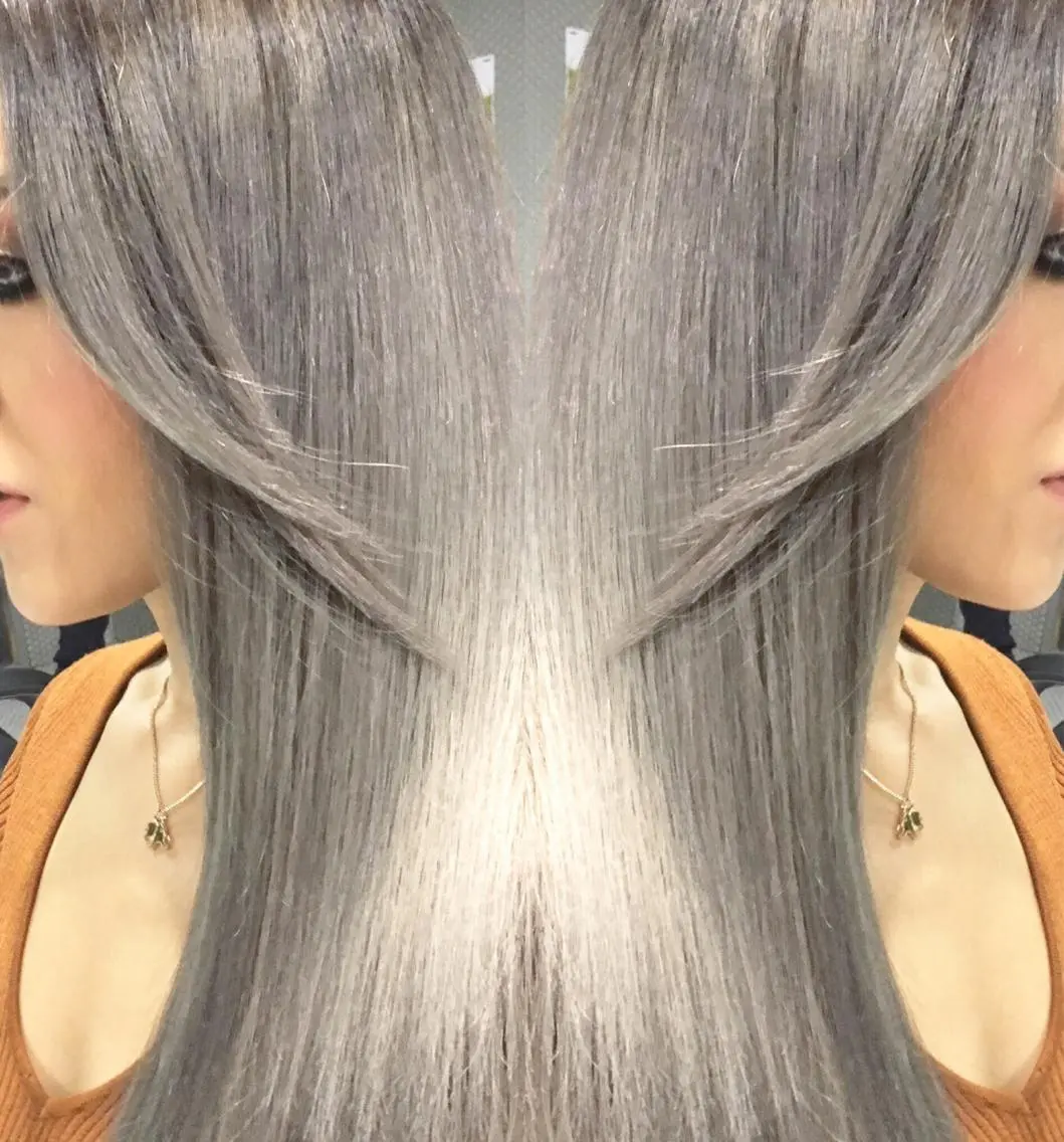 ロング カラー 中江 麻友のヘアスタイル