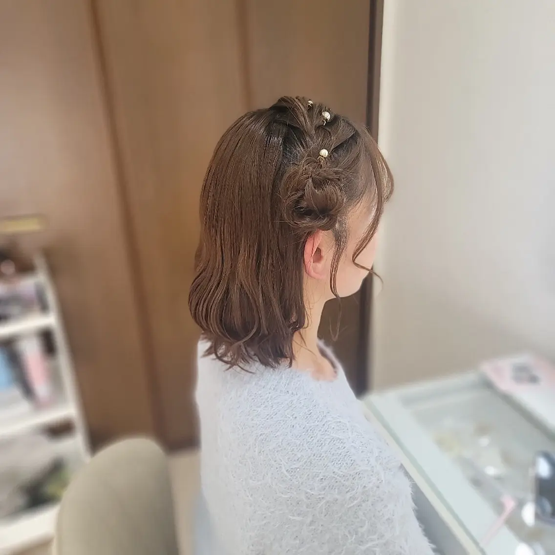 ミディアム ヘアアレンジ ヘアセット 渥美 寿美翔のヘアスタイル