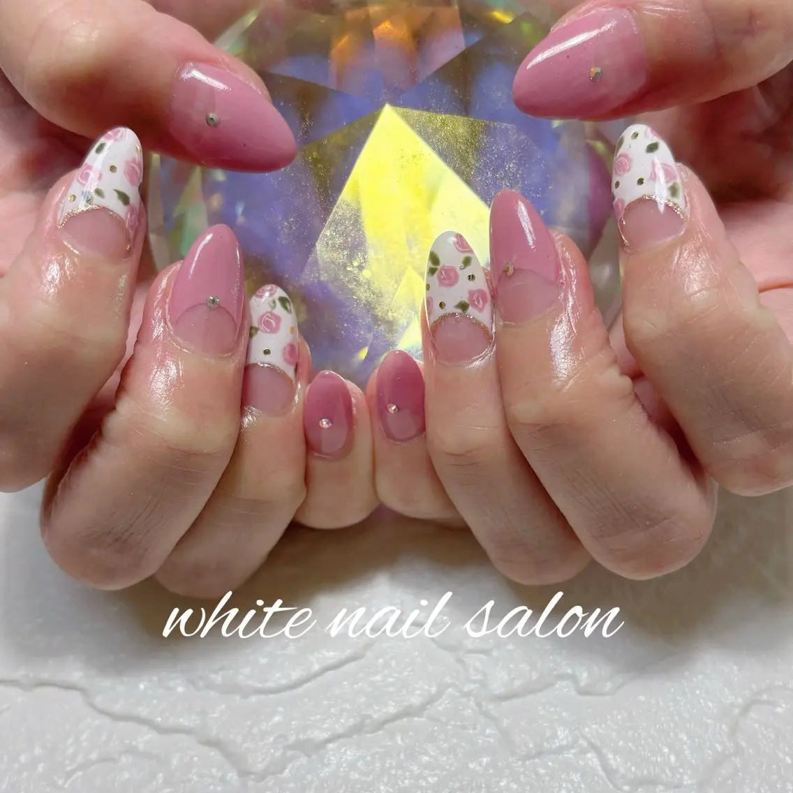 ネイル フットネイル ハンドネイル white nail salonのネイルデザイン