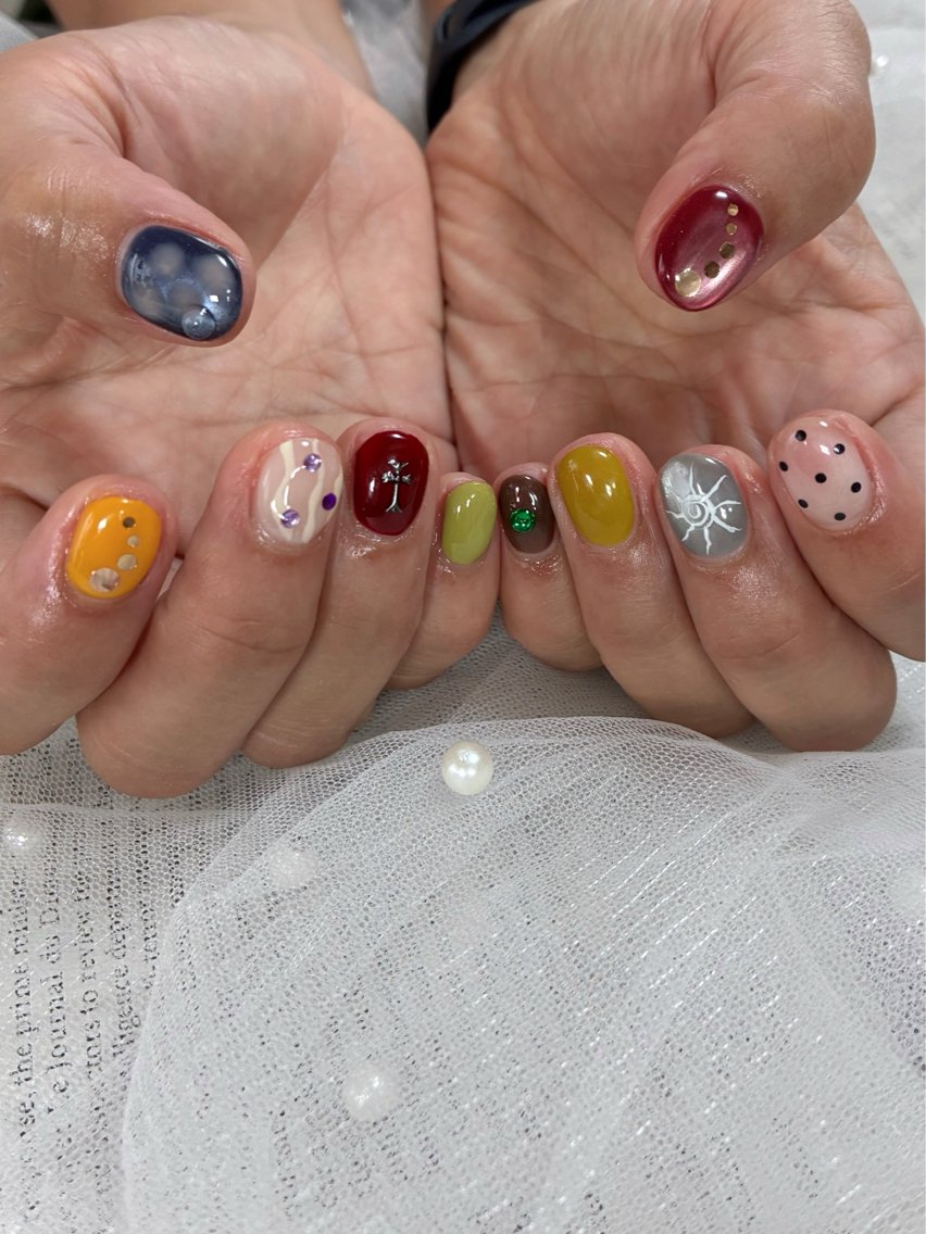 ネイル shiki_nail 🪐のネイルデザイン