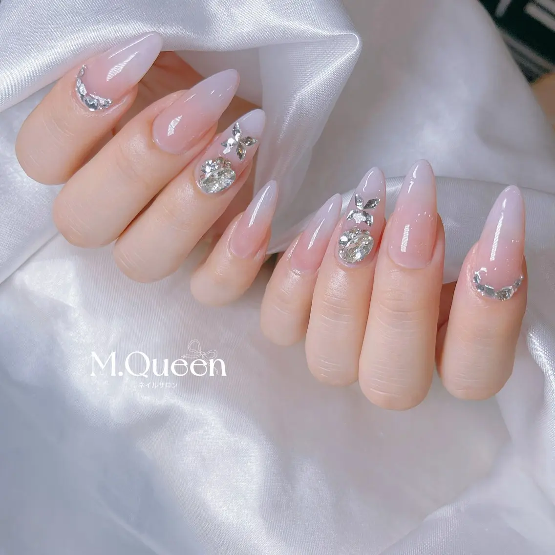 ネイル MQueen ネイルサロンのネイルデザイン