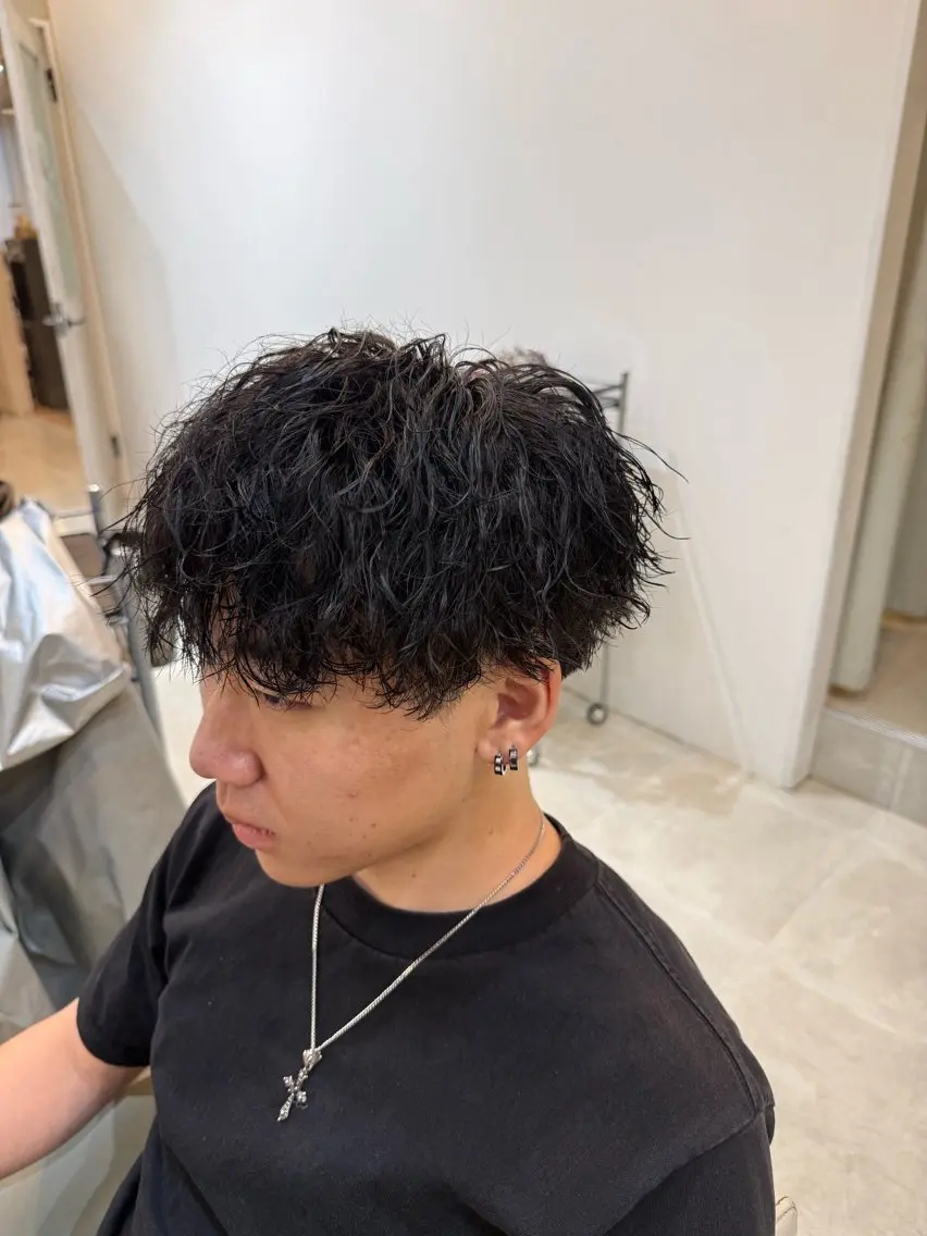 パーマ メンズ メンズパーマ カット パーマ レディースモデル募集 角快利のヘアスタイル