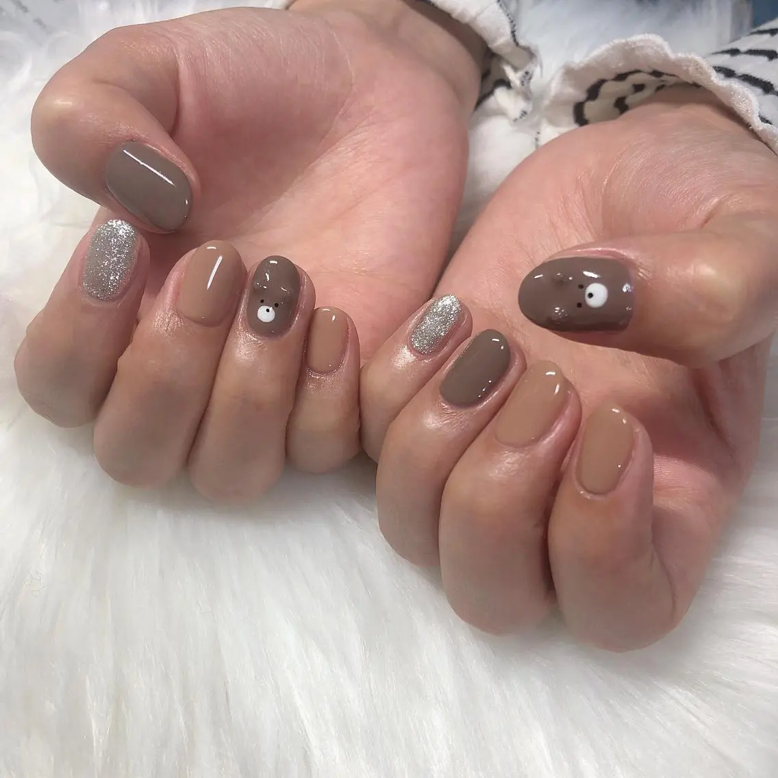 ネイル ハンドネイル 西岡 杏のネイルデザイン