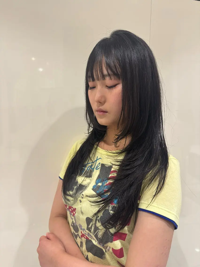 ロング 佐々木 悠安のヘアスタイル