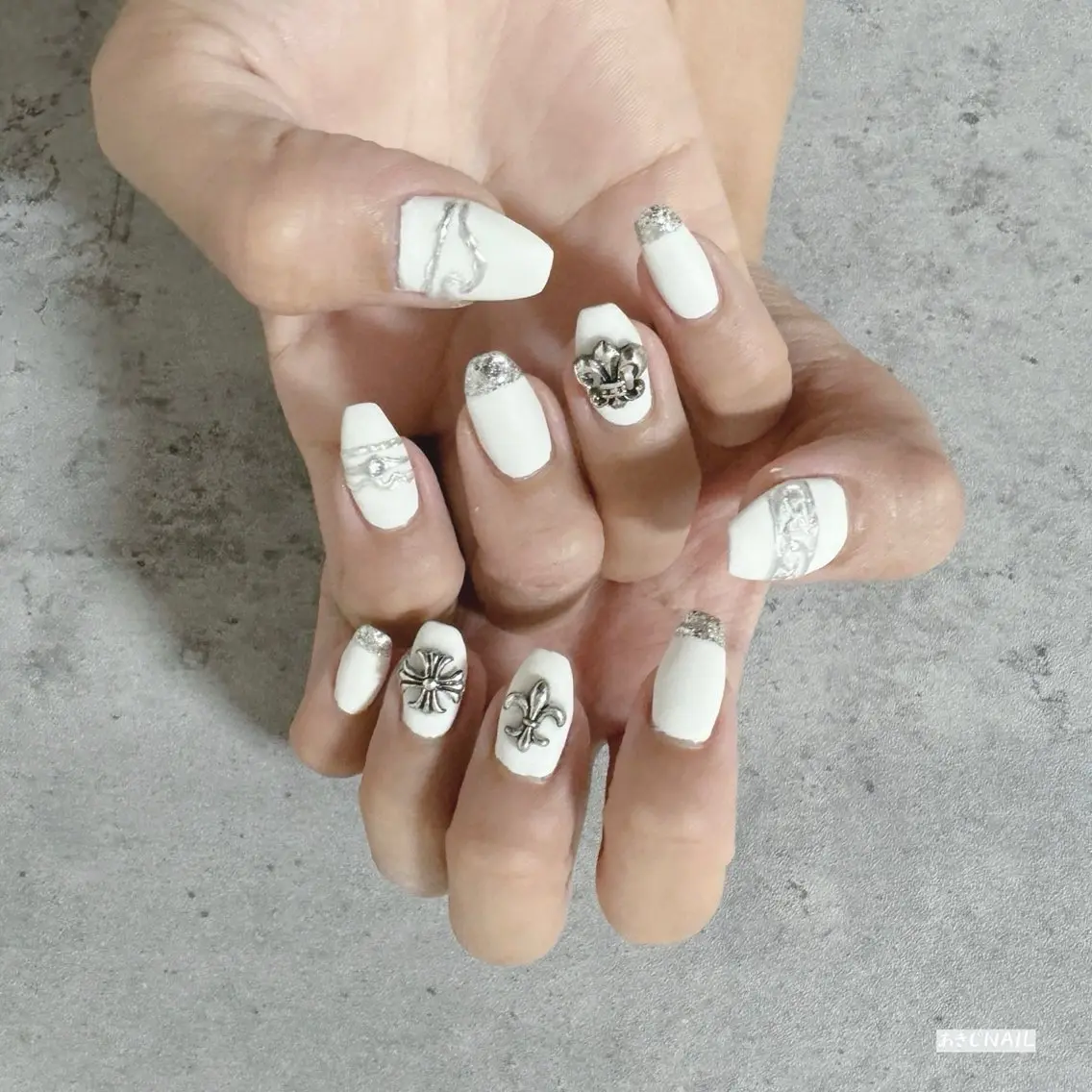 ネイル あきじ NAILのネイルデザイン