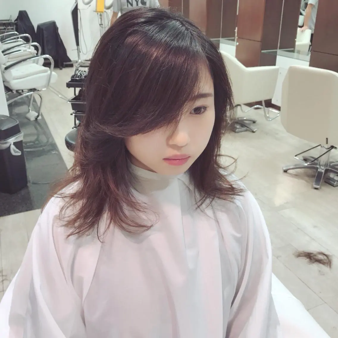 ミディアム カラー パーマ ヘアアレンジ メンズ キッズ ネイル マツエク・マツパ ドライ カット✂️髪質改善のヘアスタイル