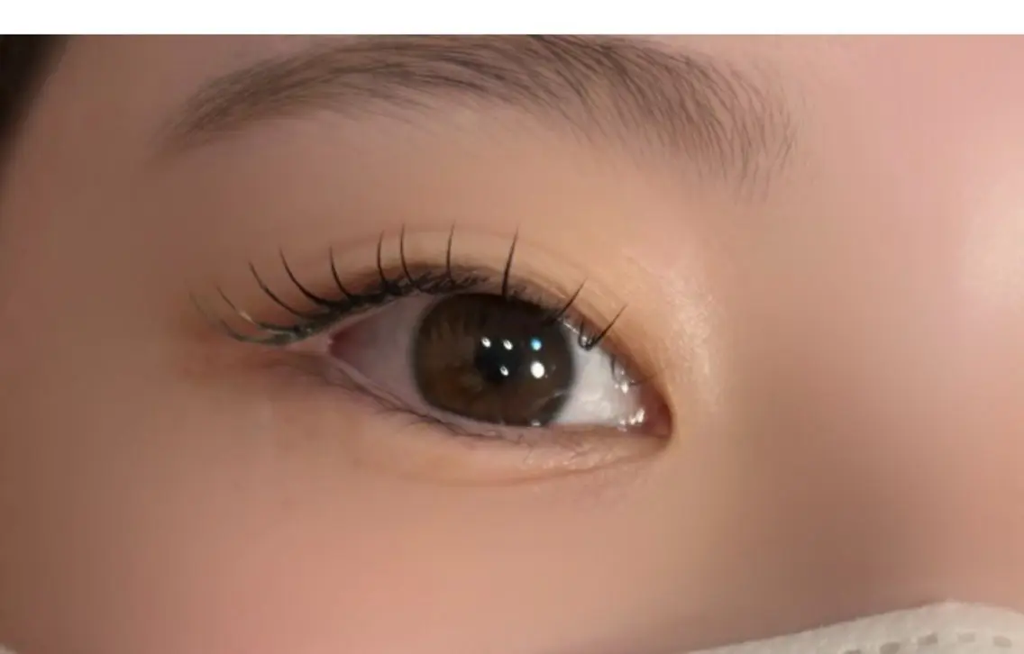 マツエク・マツパ フラットラッシュ LUXXE  高林 Rinaの眉毛・アイブロウイメージ