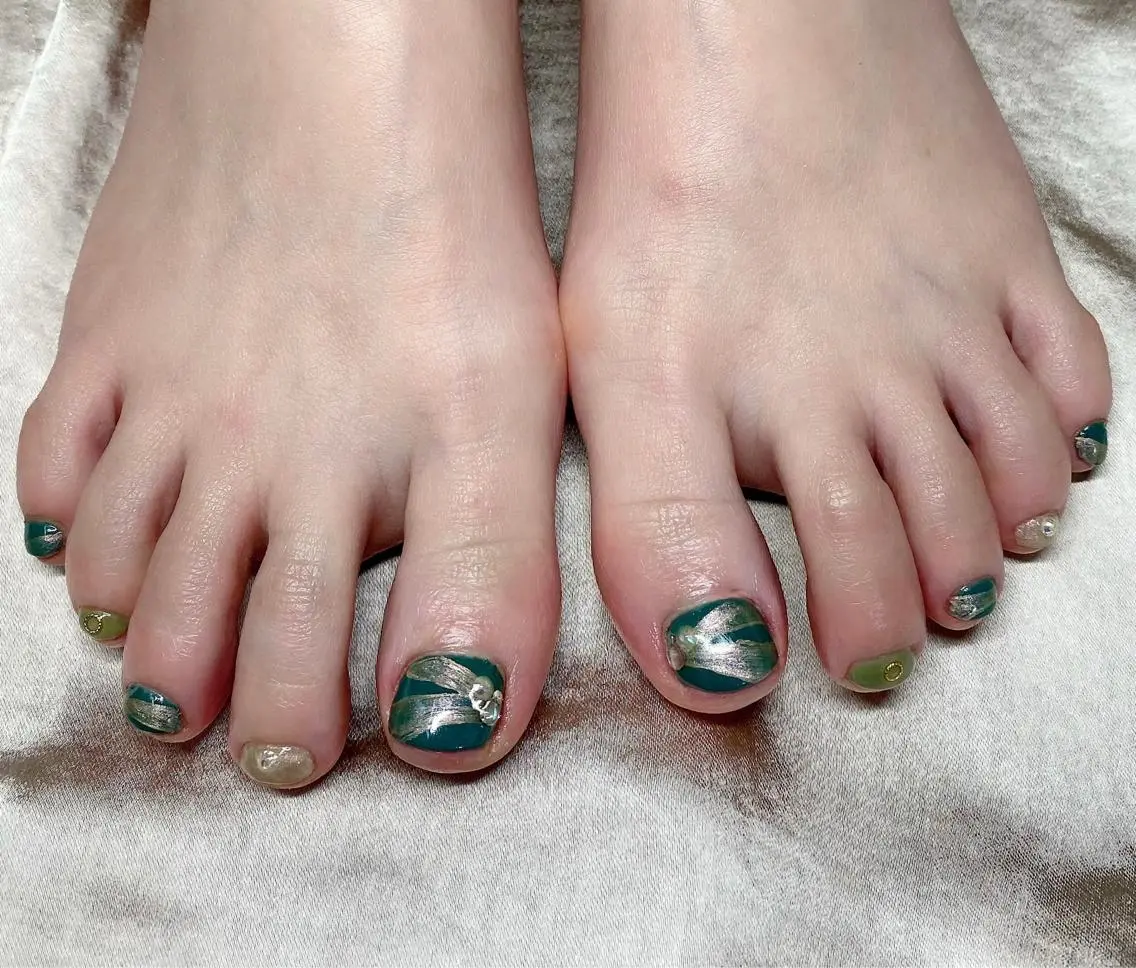 ネイル フットネイル ゆぴねいる yupinailのネイルデザイン
