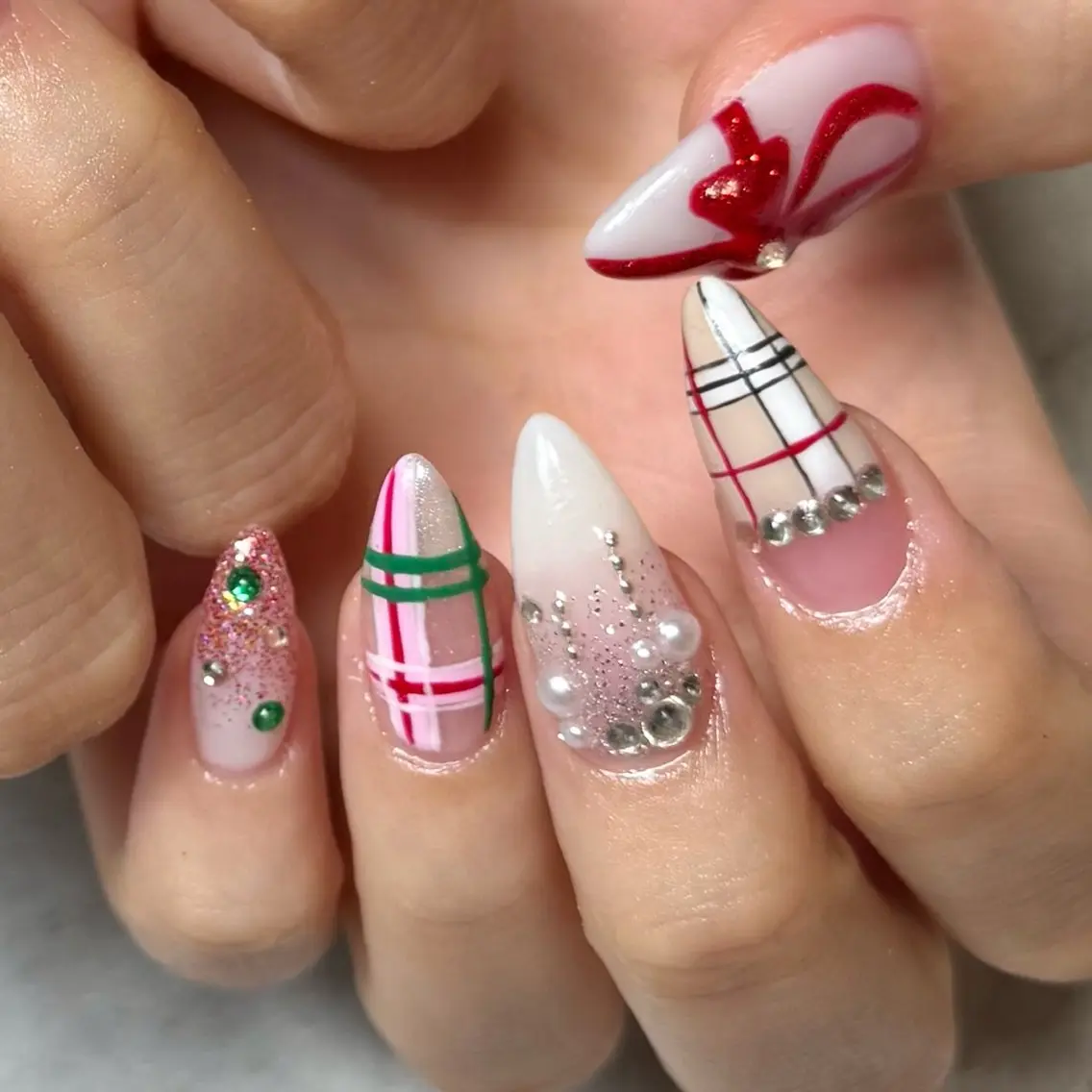 ネイル ハンドネイル are you nailのネイルデザイン