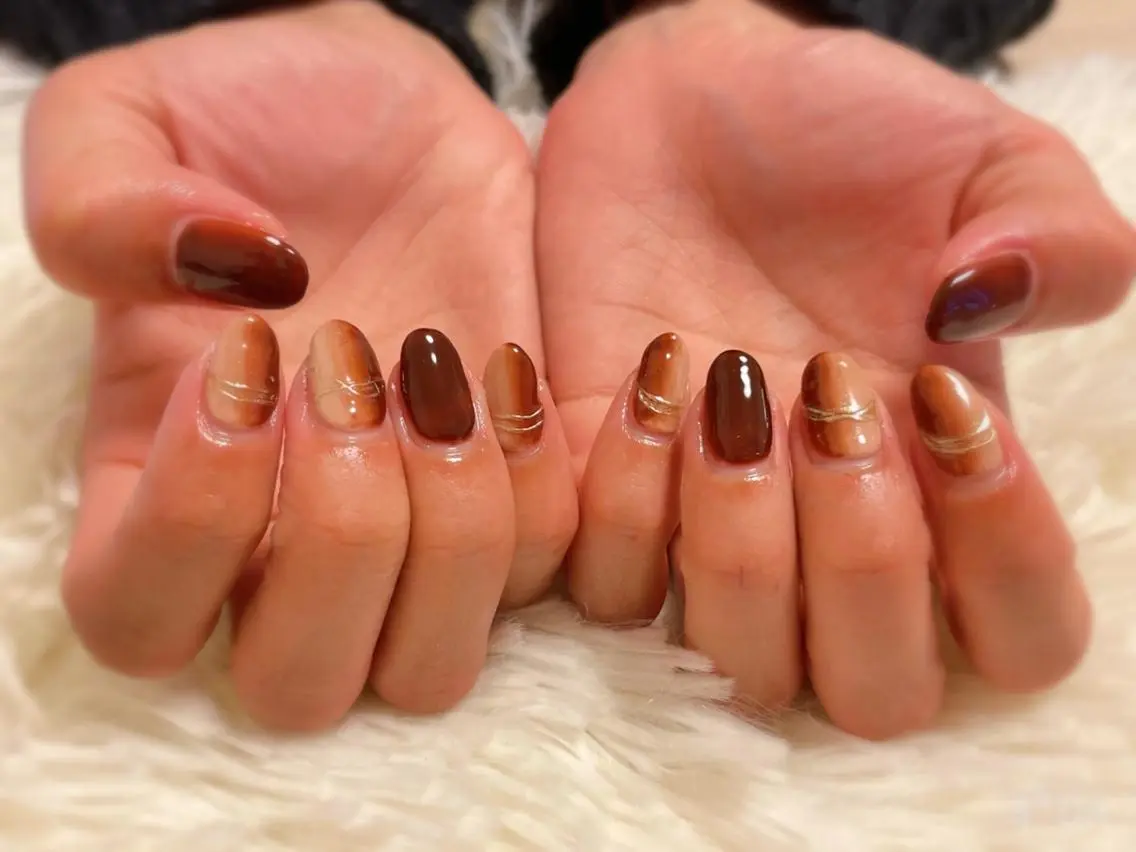 ネイル ボルドー グラデーション ニュアンスネイル Betty❤︎ ネイル＆よもぎ蒸しのネイルデザイン