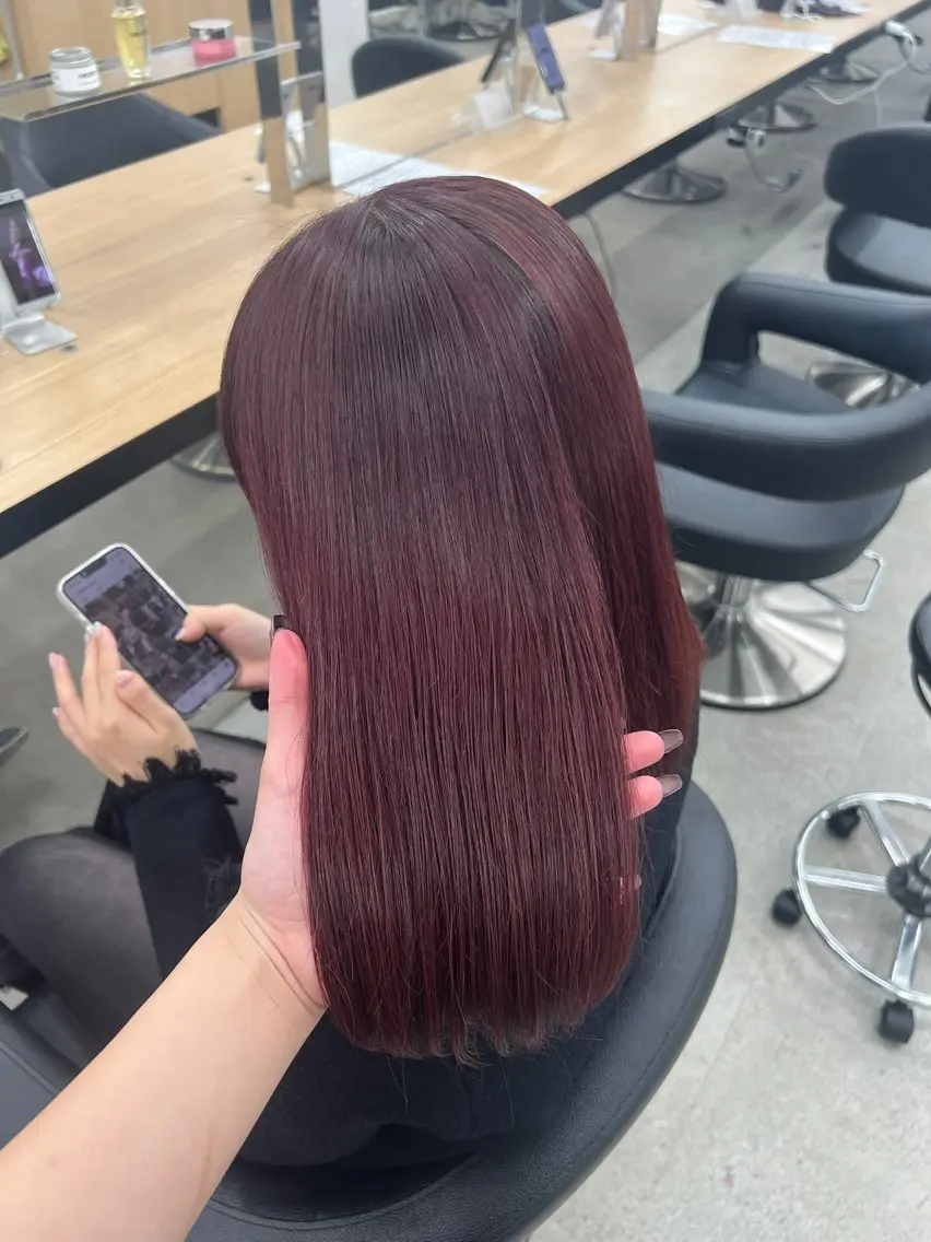 ロング カラー ブリーチ 髪質改善 トリートメント ヘアカラー 💗愛され暖色💗 ピンク/レッド💗のヘアスタイル